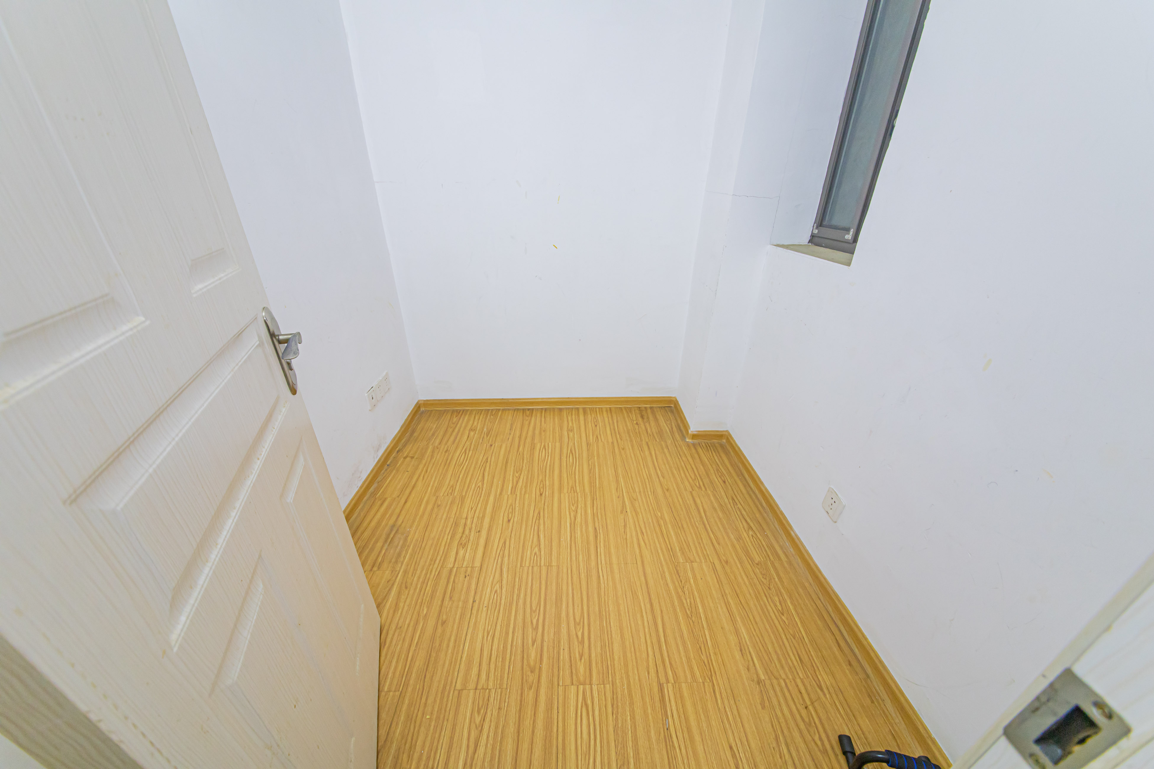 绿地公馆（绿地名邸）  3室2厅2卫    112.0万卫生间