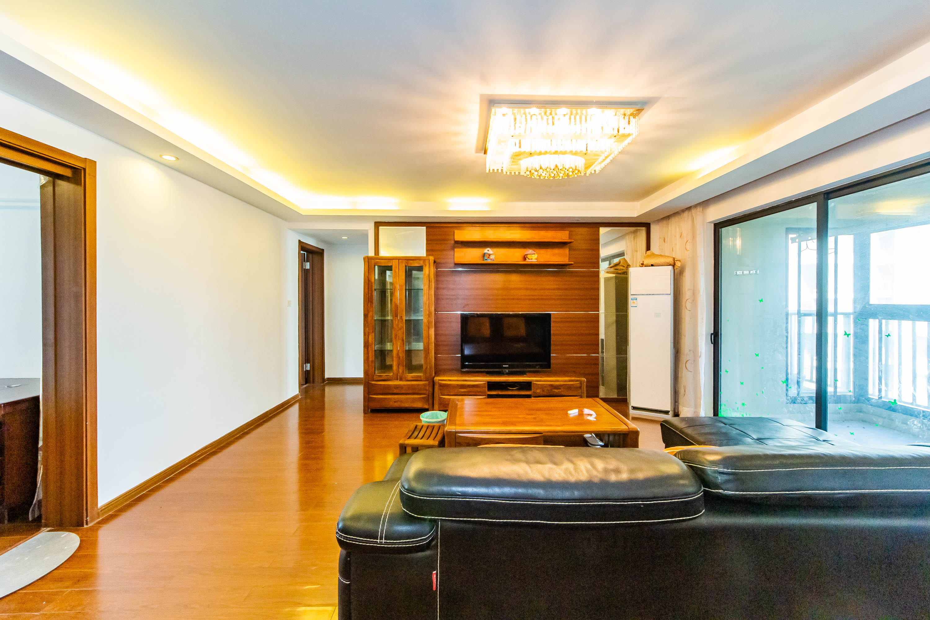 万科城 3室2厅2卫 120.0万 万科城 3室2厅2卫 120.0万客厅