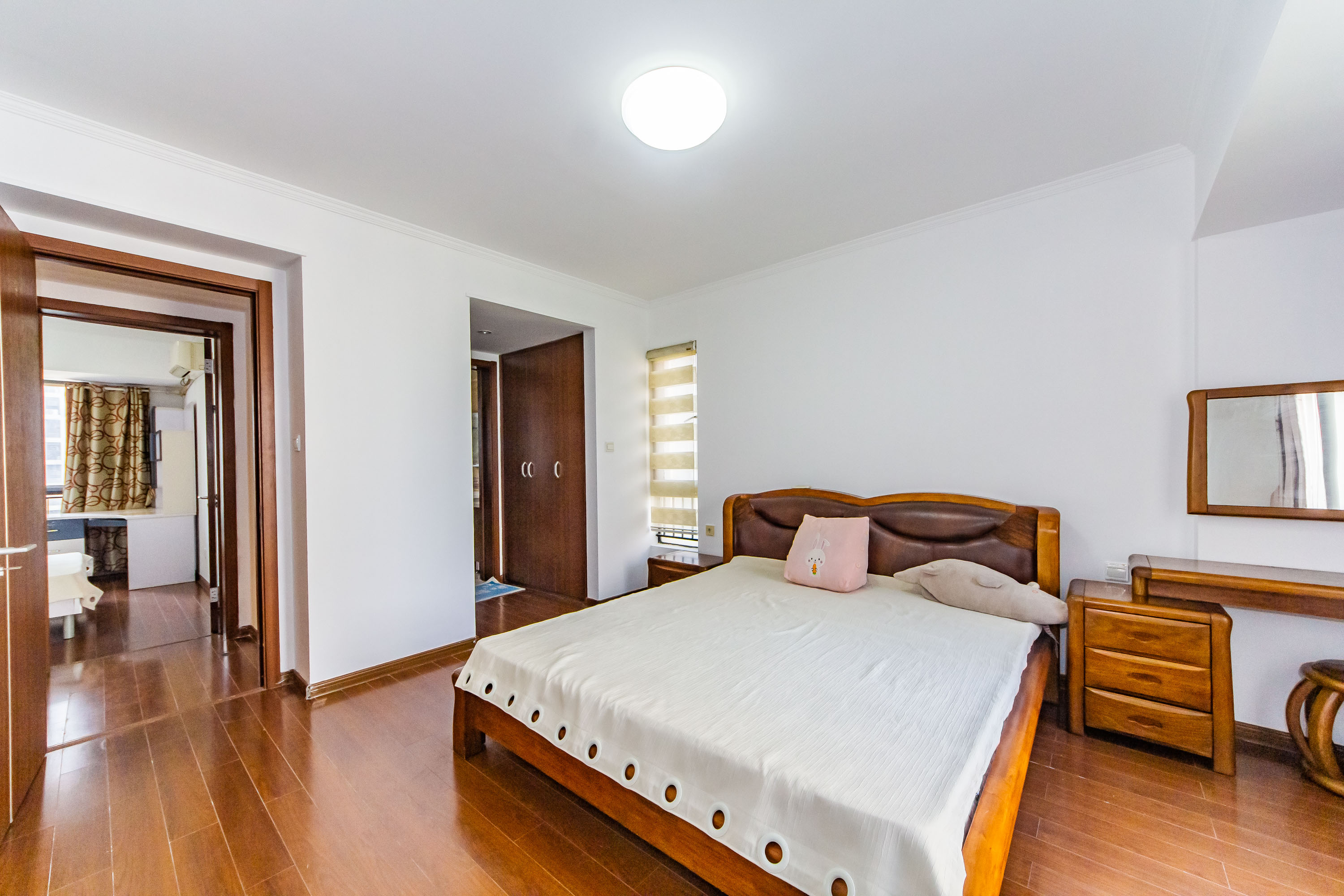 万科城 3室2厅2卫 120.0万 万科城 3室2厅2卫 120.0万卧室