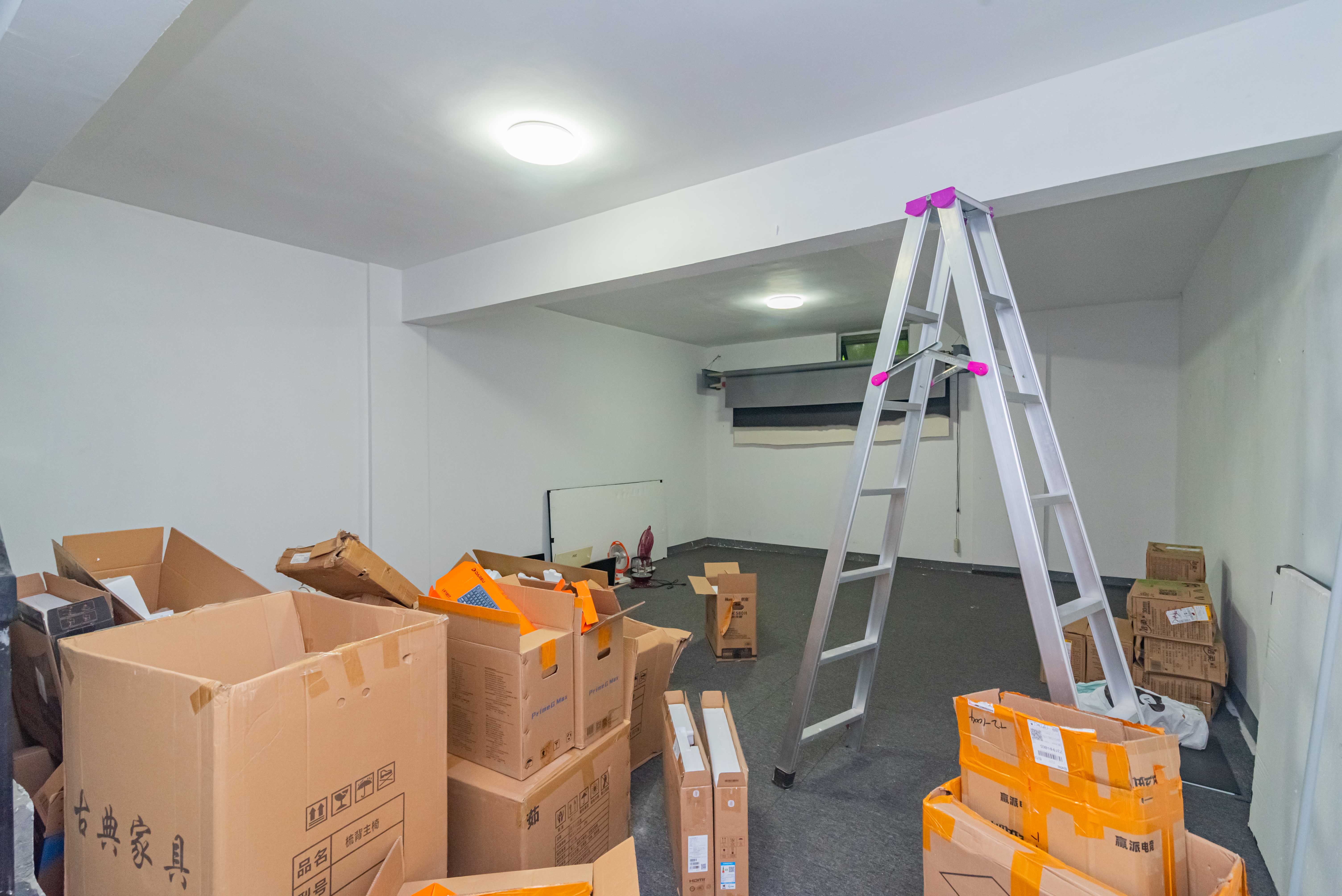 归心苑 5室2厅2卫 430.0万 归心苑 5室2厅2卫 430.0万其他