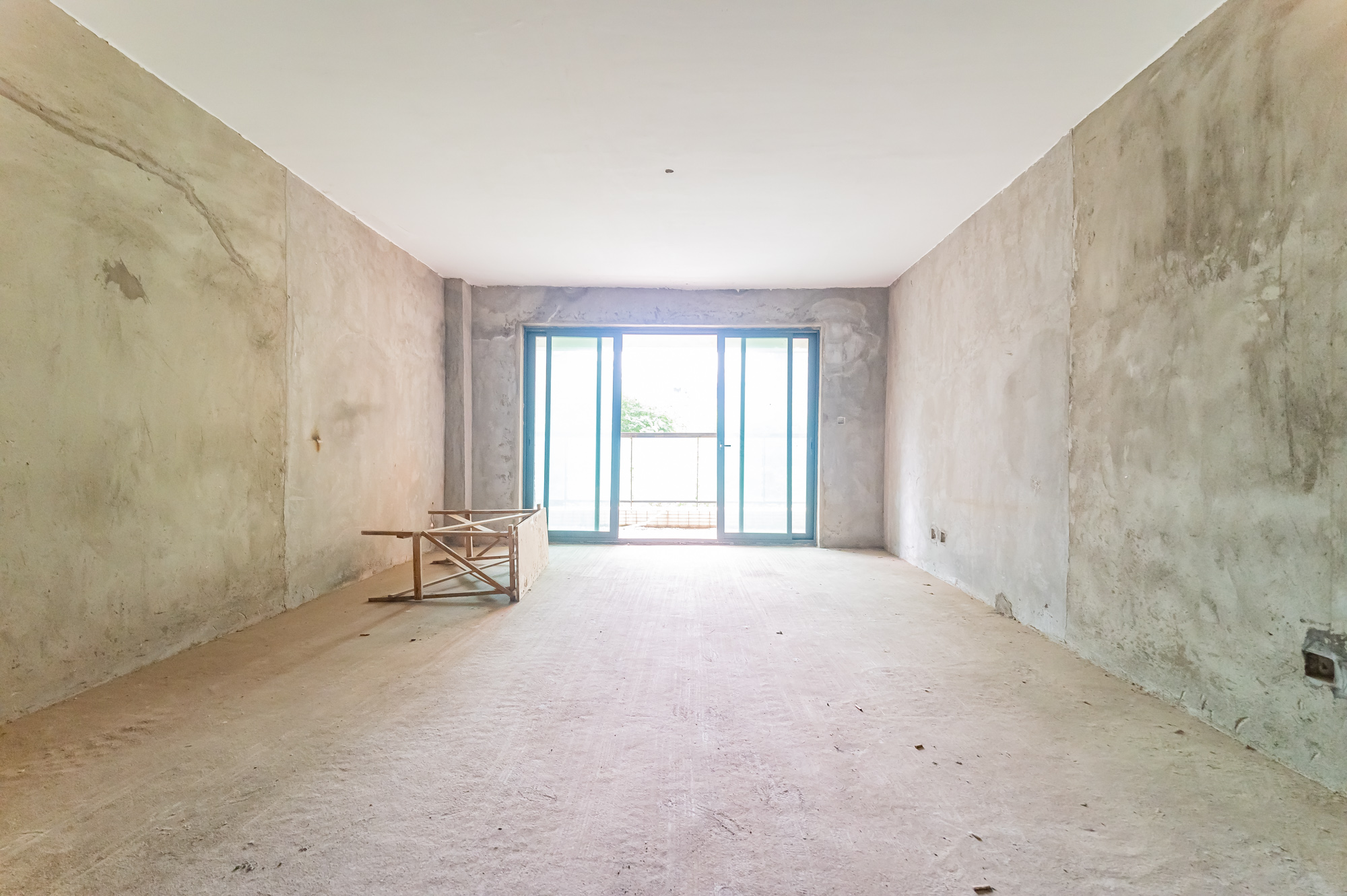 海伦春天 7室3厅2卫 265.0万 海伦春天 7室3厅2卫 265.0万客厅