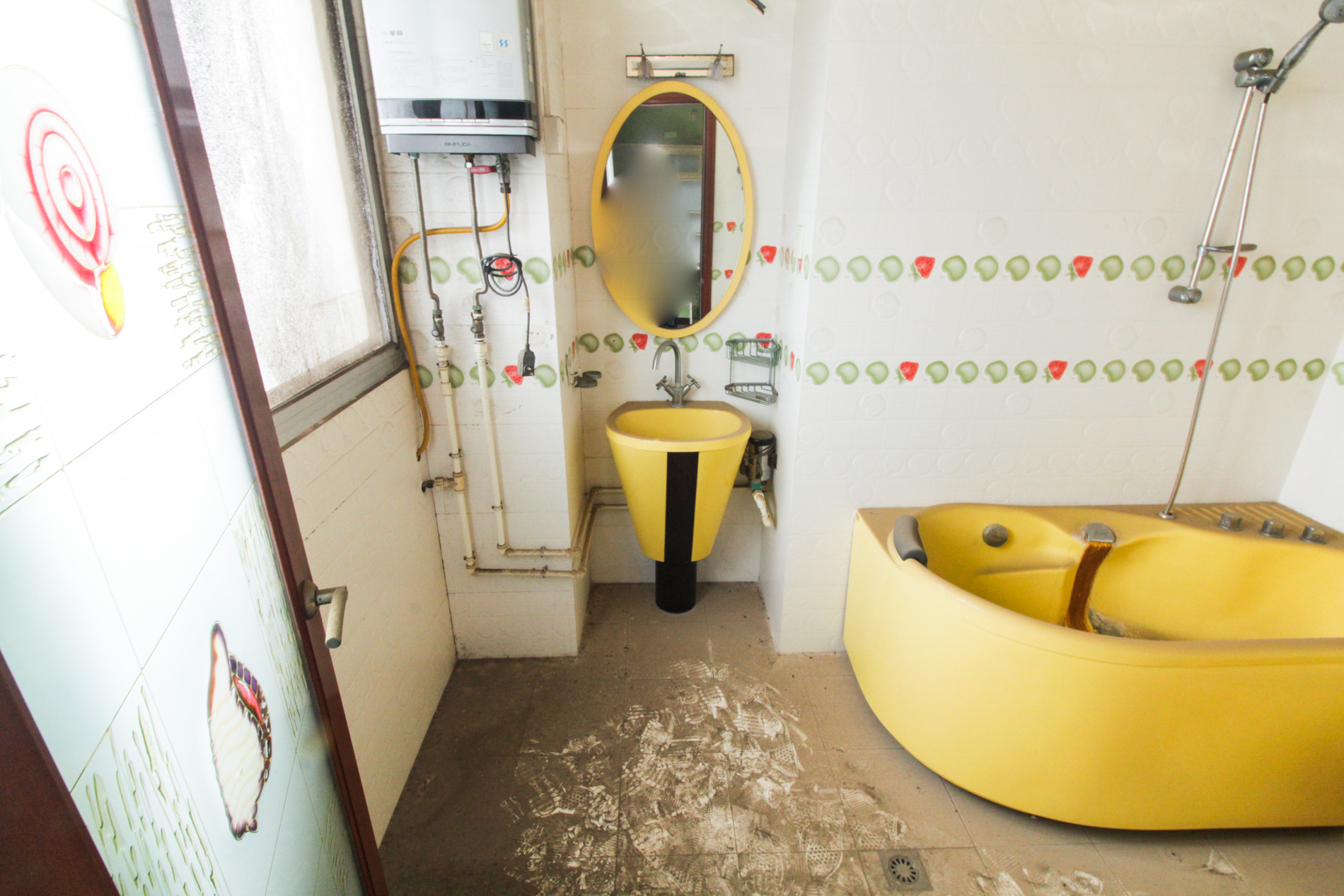 澧水家园  6室2厅3卫   170.00万卫生间