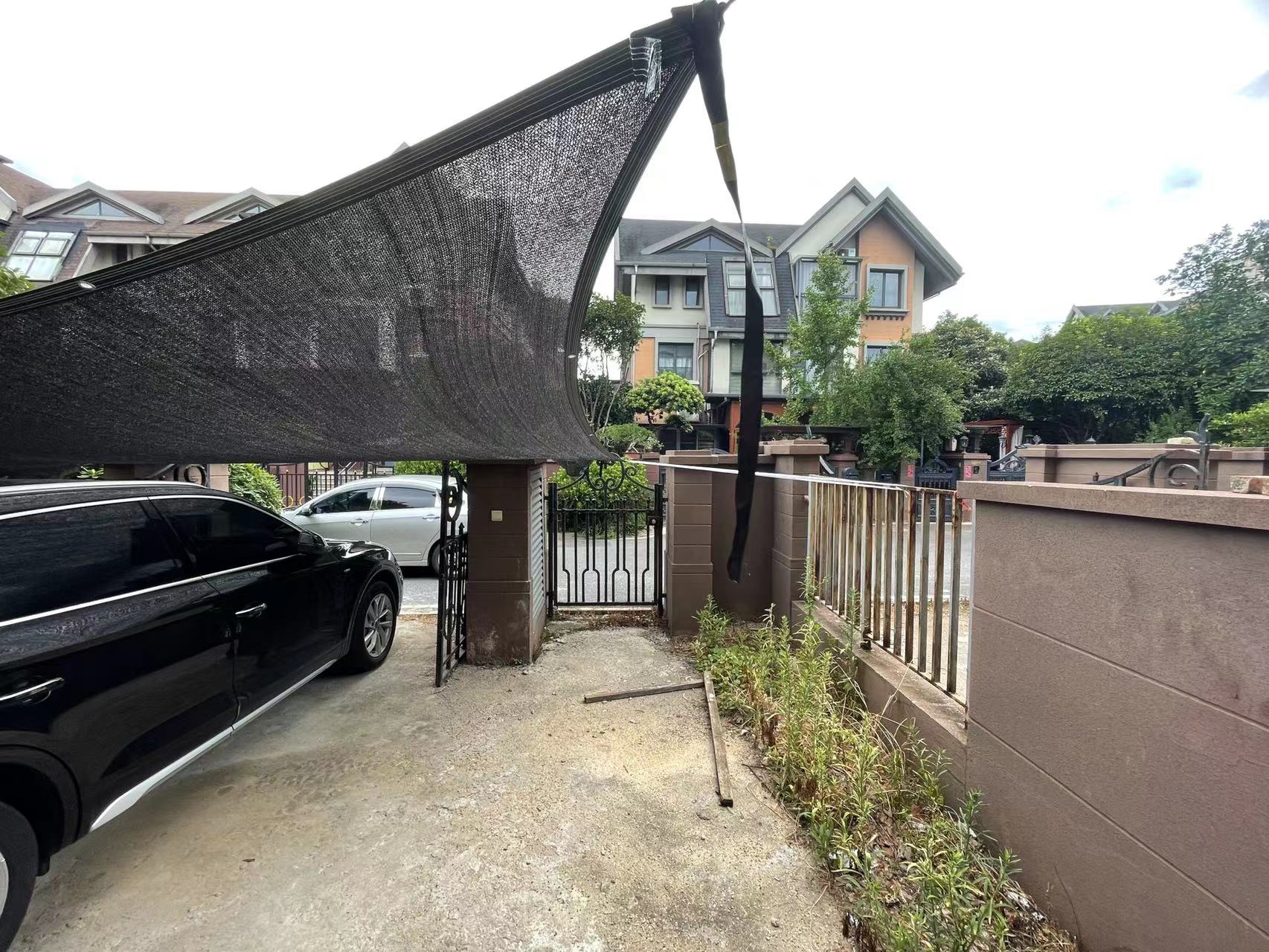 城市公园 6室2厅4卫 170.0万 城市公园 6室2厅4卫 170.0万室内图