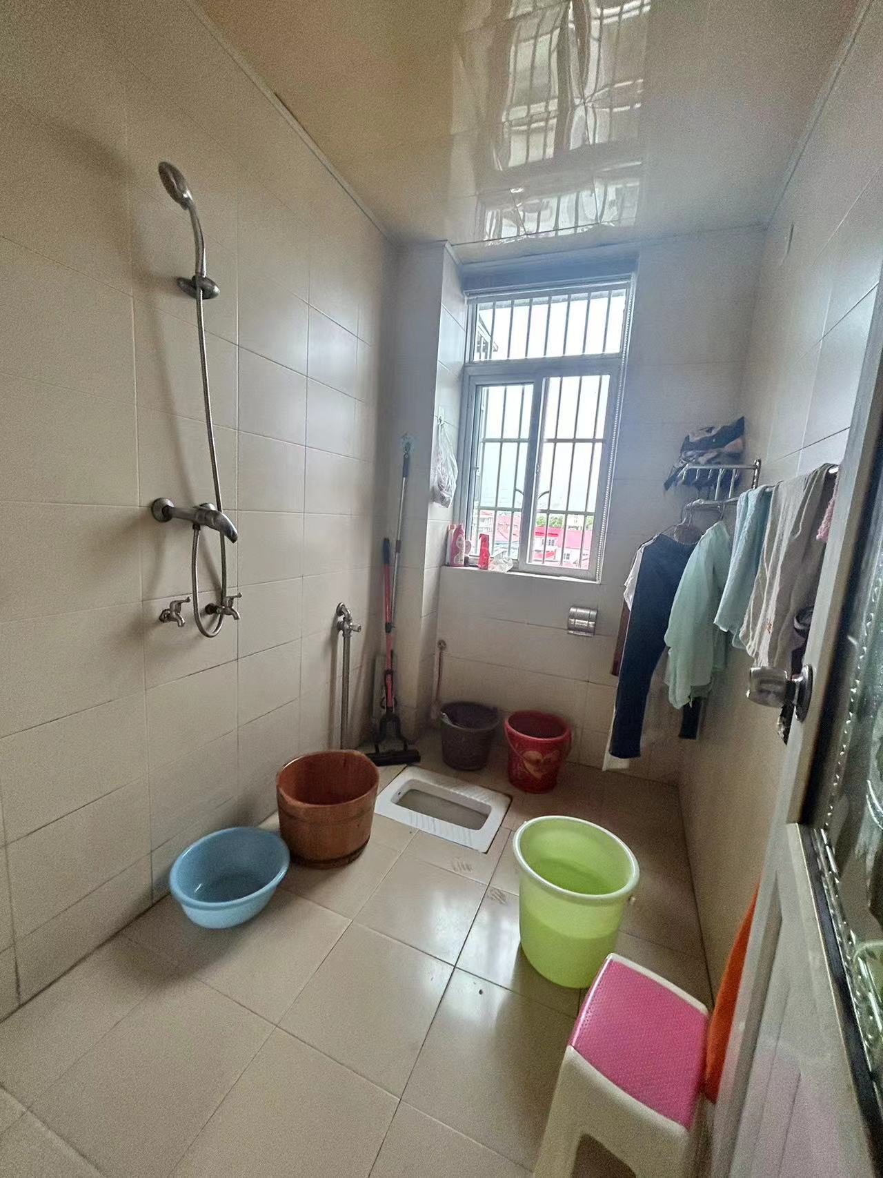 东环新城 4室2厅1卫 56.8万 东环新城 4室2厅1卫 56.8万室内图