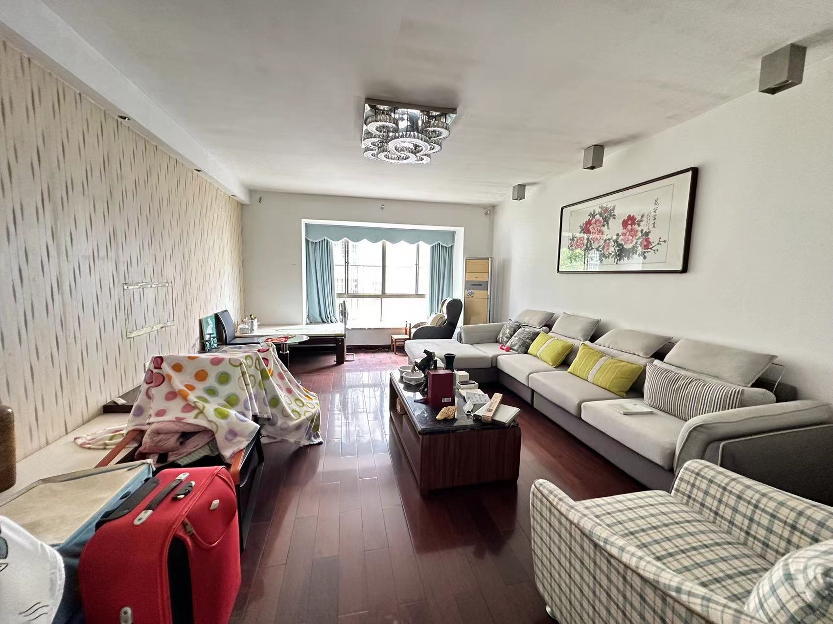 蓝盾景园一期 3室2厅2卫 85.80万 蓝盾景园一期 3室2厅2卫 85.80万室内图