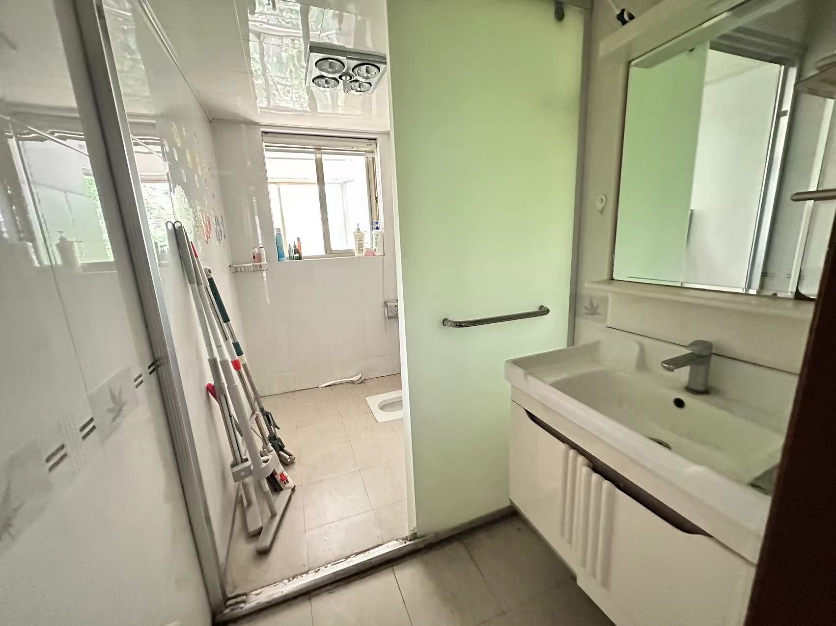 蓝盾景园一期 3室2厅2卫 85.80万 蓝盾景园一期 3室2厅2卫 85.80万室内图