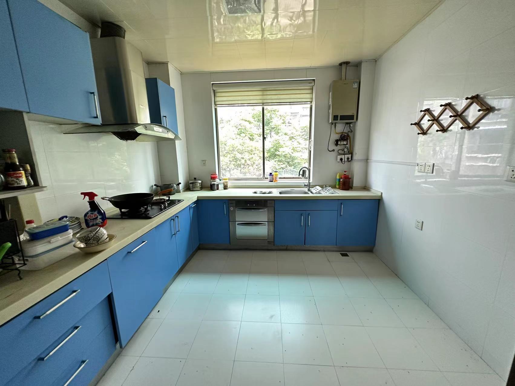 蓝盾景园一期 3室2厅2卫 85.80万 蓝盾景园一期 3室2厅2卫 85.80万室内图