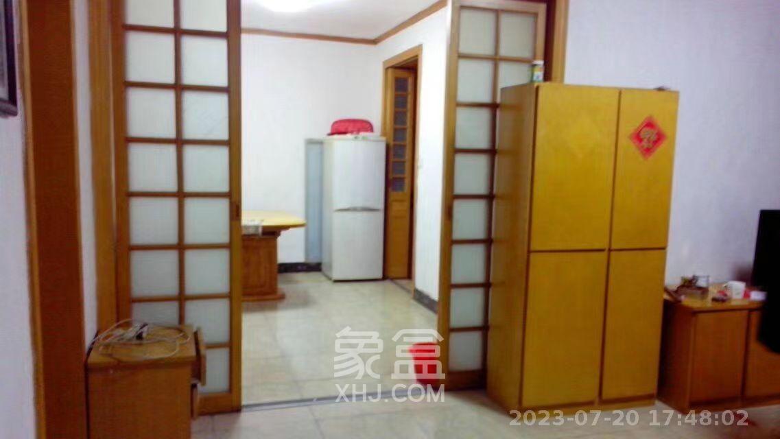 二十一中宿舍  3室2廳1衛(wèi)   2200.00元/月室內(nèi)圖1