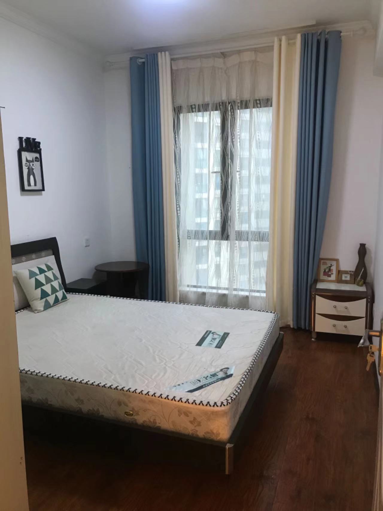 美的林城时代  3室2厅2卫   3300.00元/月室内图