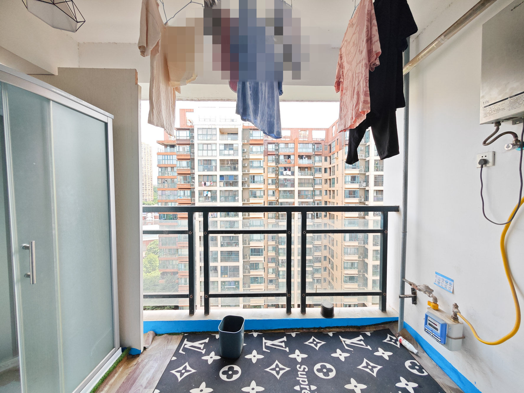 华盛世纪新城 4室2厅2卫 174.8万 华盛世纪新城 4室2厅2卫 174.8万阳台