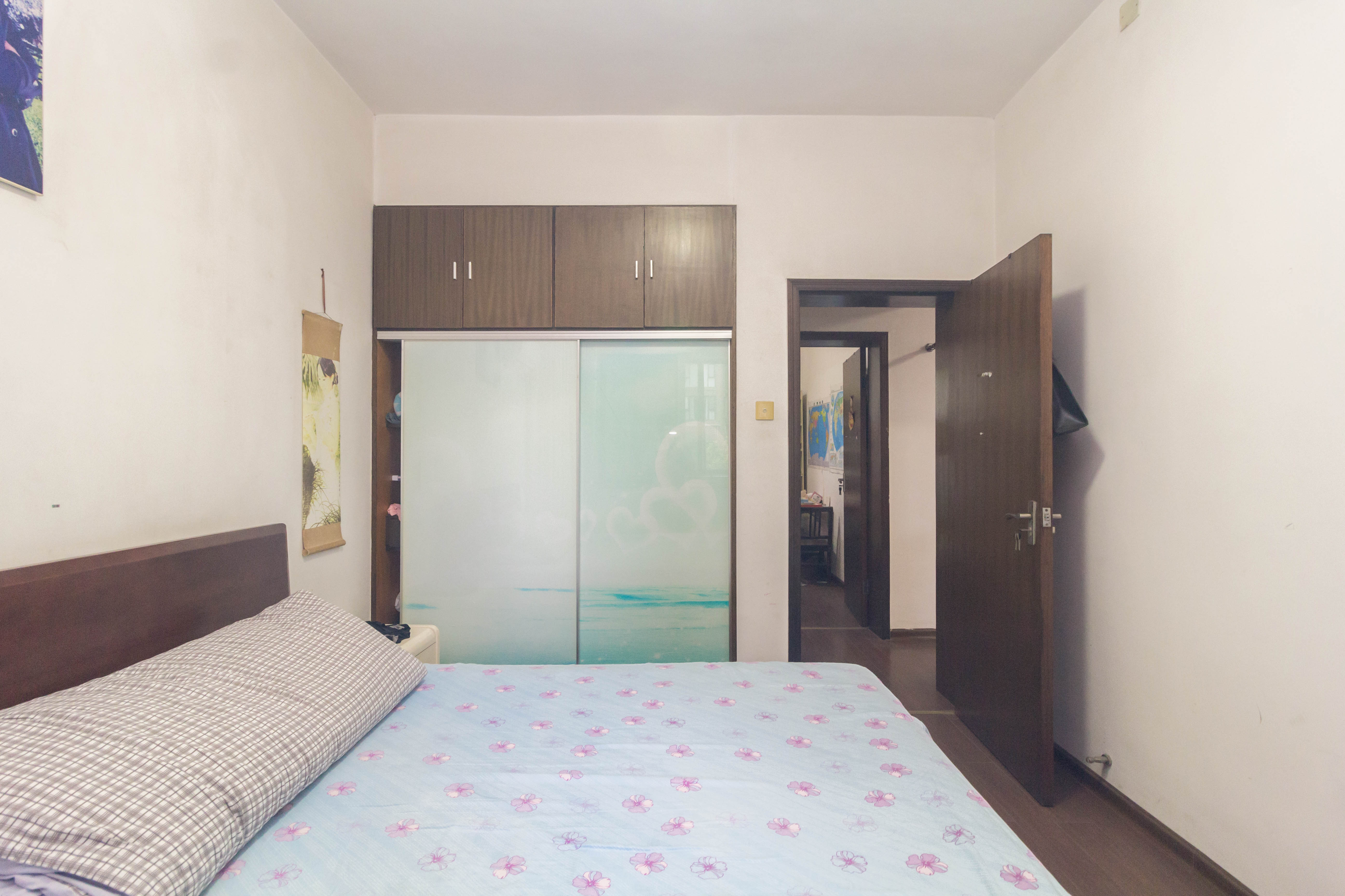 长沙县泉塘粮运宿舍大院  2室2厅1卫    36.0万 长沙县泉塘粮运宿舍大院  2室2厅1卫    36.0万卧室