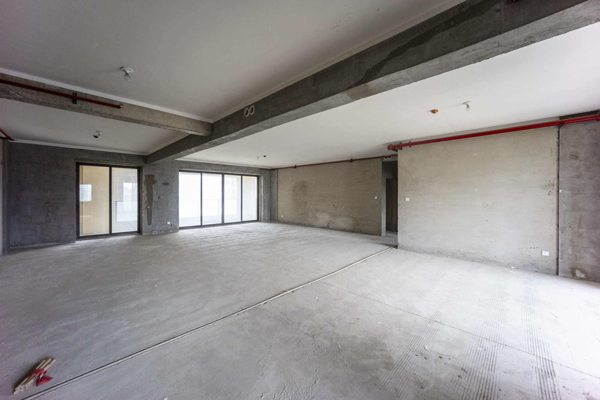 中建江山壹号  5室2厅4卫   608.70万其他