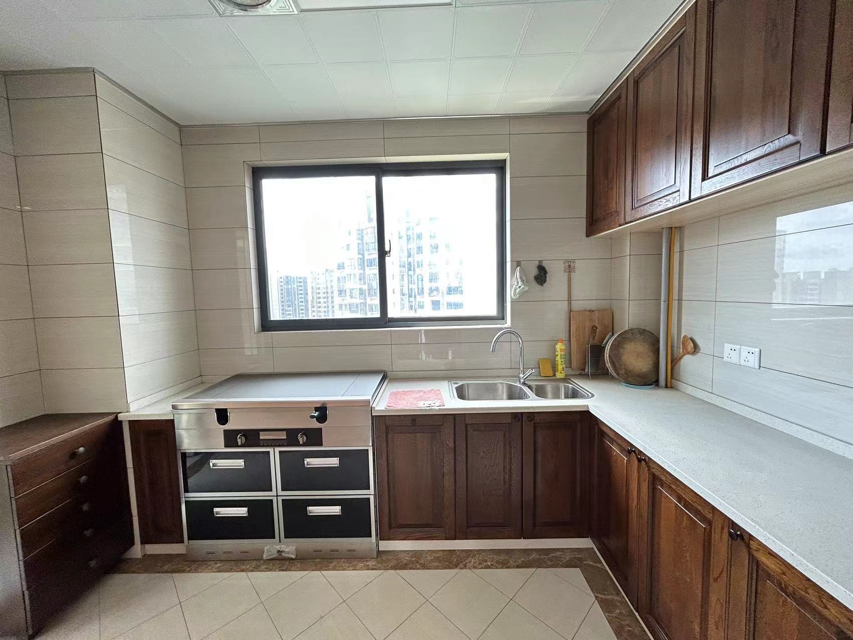 美的城二期 4室2厅2卫 99.8万 美的城二期 4室2厅2卫 99.8万室内图