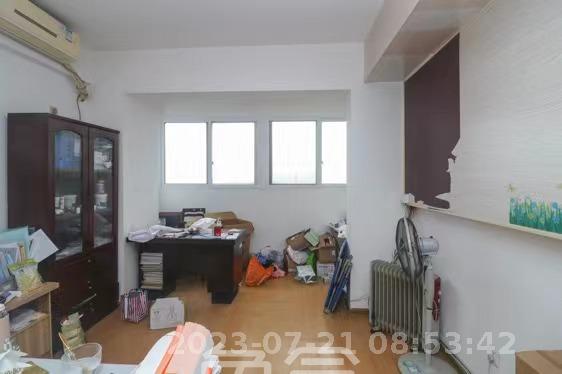星蓝湾  4室2厅2卫   3500.00元/月室内图