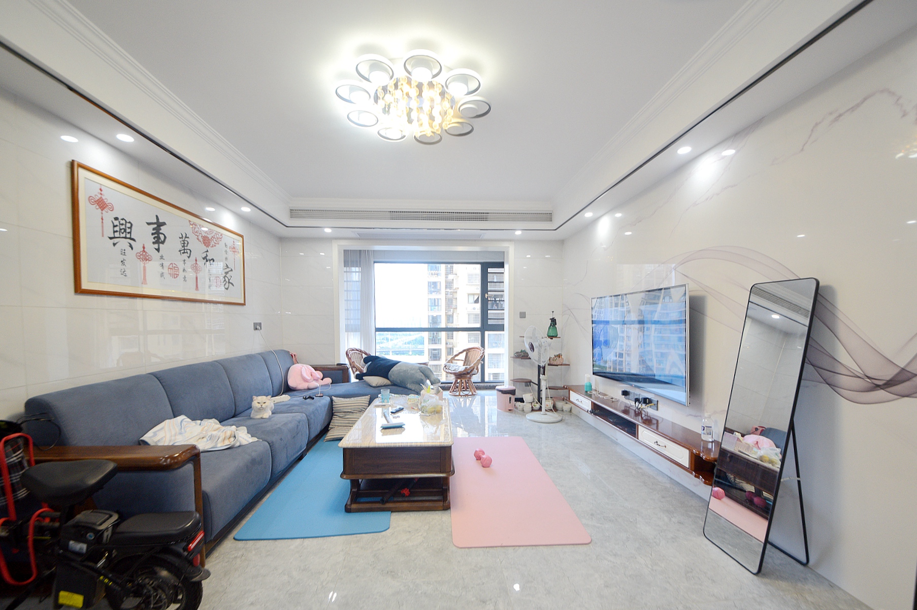 星城新宇川河苑  4室2厅2卫   112.00万客厅