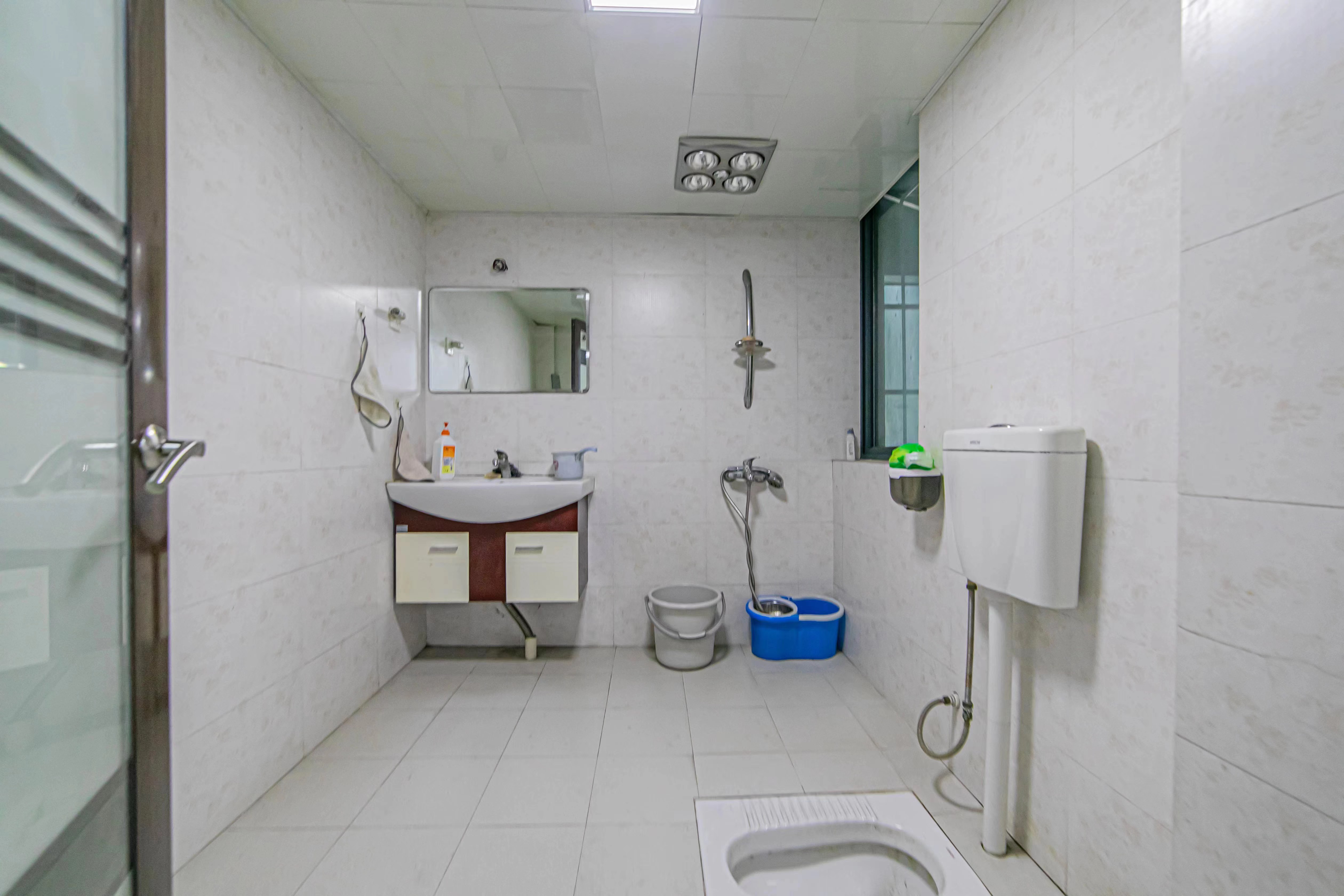 华盛新外滩 3室2厅2卫 175.0万 华盛新外滩 3室2厅2卫 175.0万卫生间