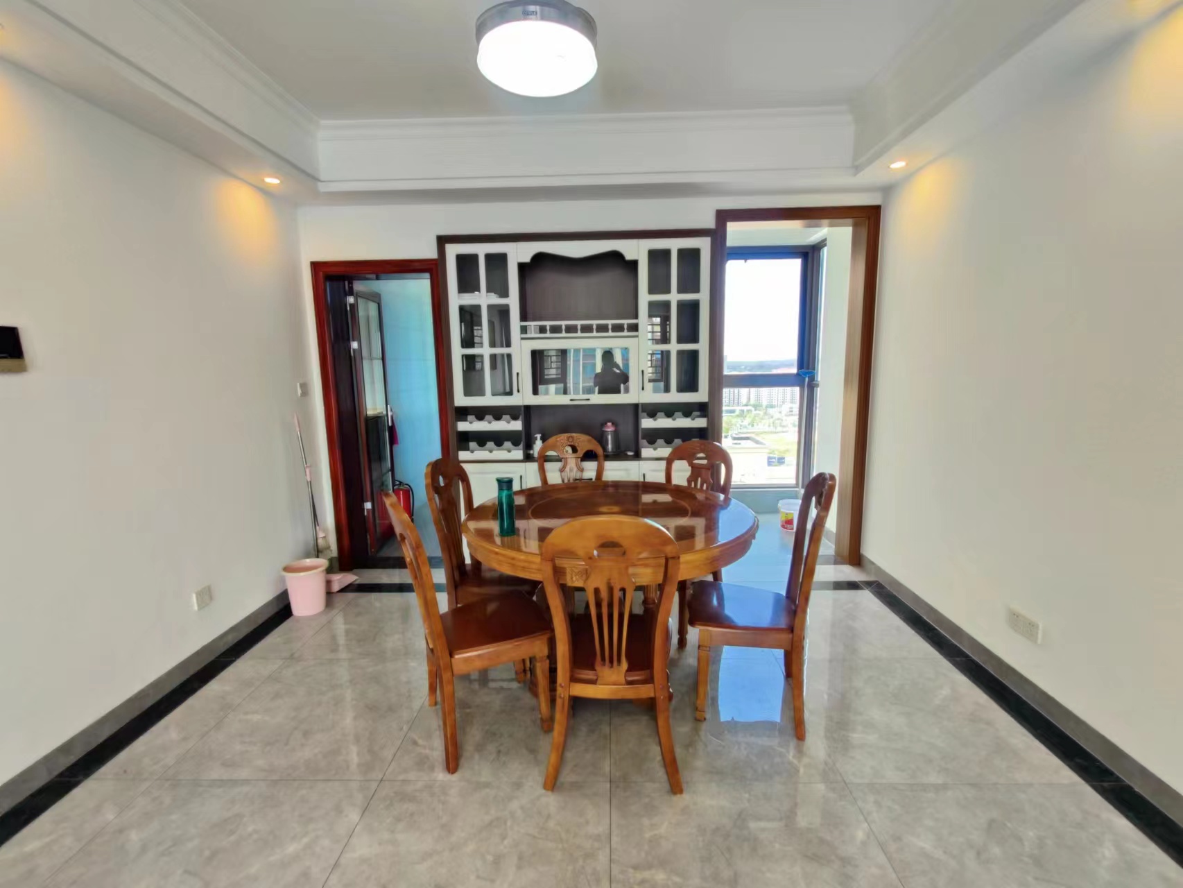 金轮翡翠名园 3室2厅1卫 98.0万 金轮翡翠名园 3室2厅1卫 98.0万室内图