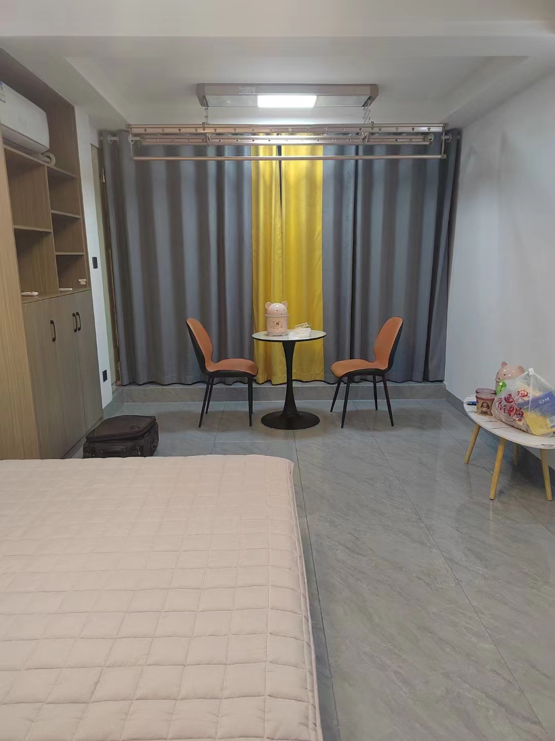 友阿国际  1室1厅1卫   1600.00元/月室内图1