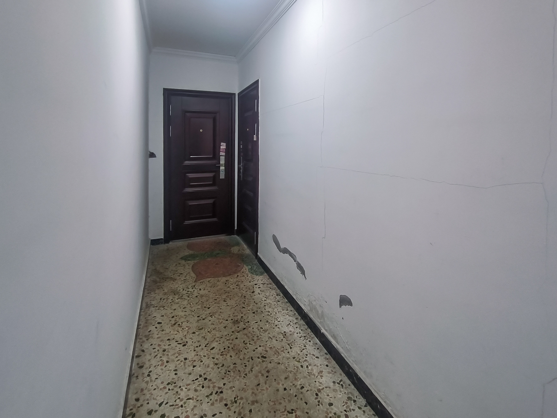 众鑫建材市场（长沙县星沙镇皮具市场）  12室12厅12卫    328.0万其他