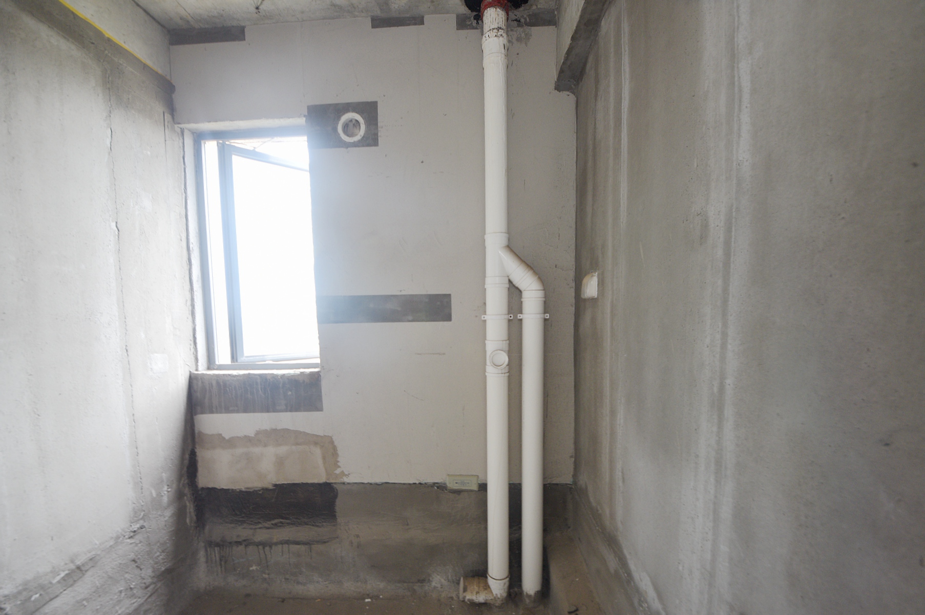 建发中央悦府  4室2厅2卫   174.00万卫生间