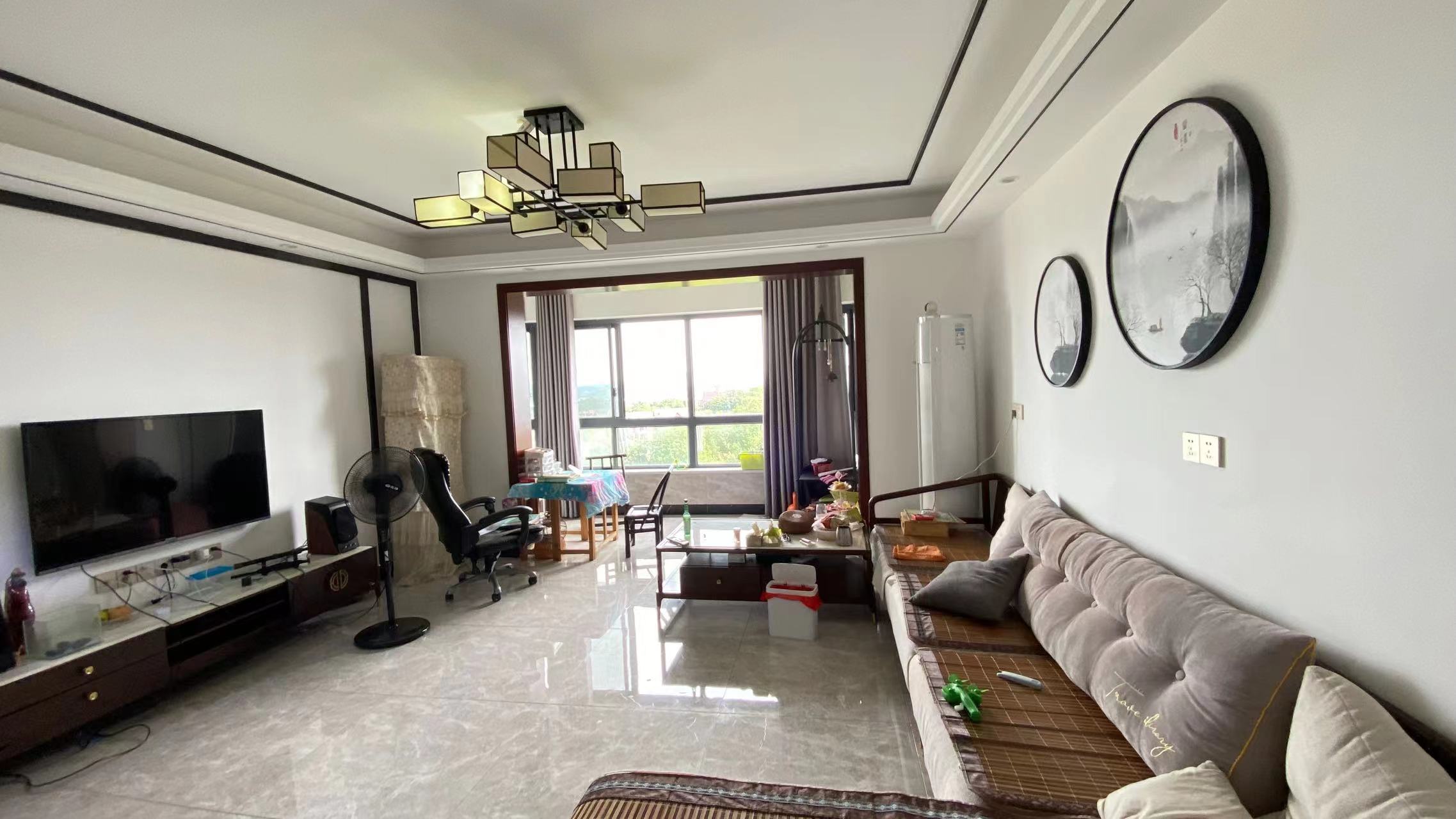 城市公园 5室2厅2卫 75.0万 城市公园 5室2厅2卫 75.0万室内图