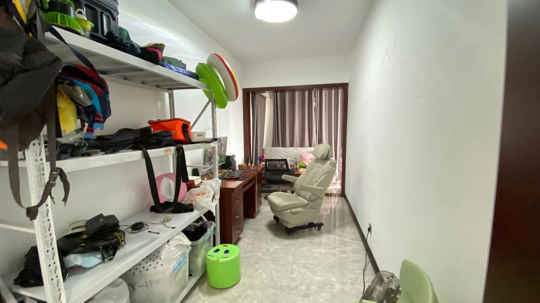 城市公园 5室2厅2卫 75.0万 城市公园 5室2厅2卫 75.0万室内图