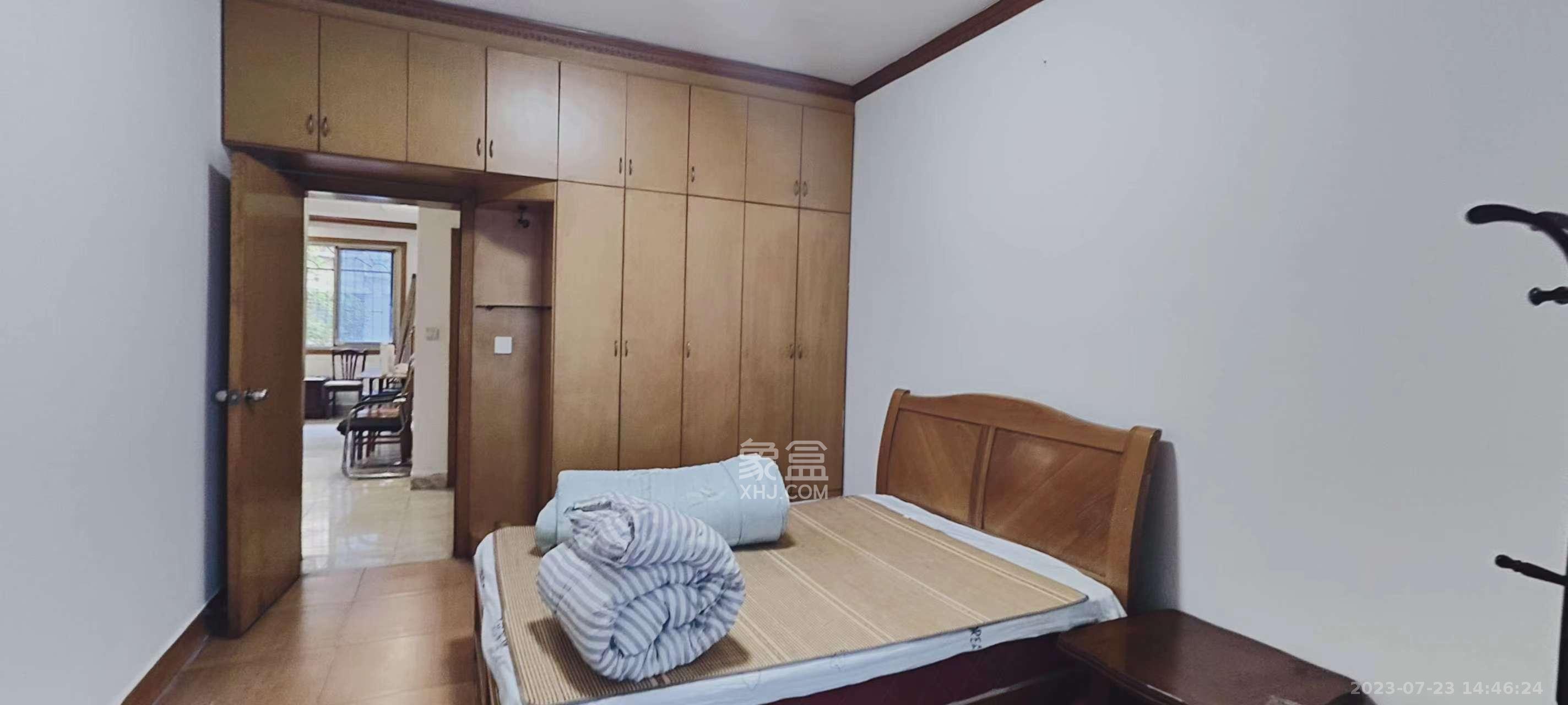 欣欣新村  3室2厅2卫   2400.00元/月室内图