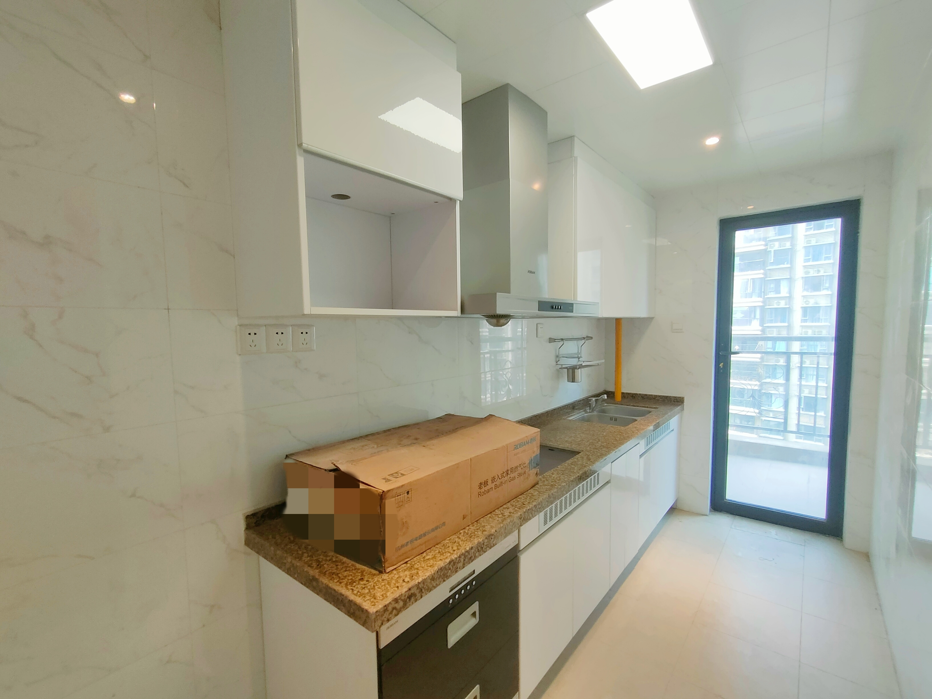 恒大华府 3室2厅1卫 73.5万 恒大华府 3室2厅1卫 73.5万室内图