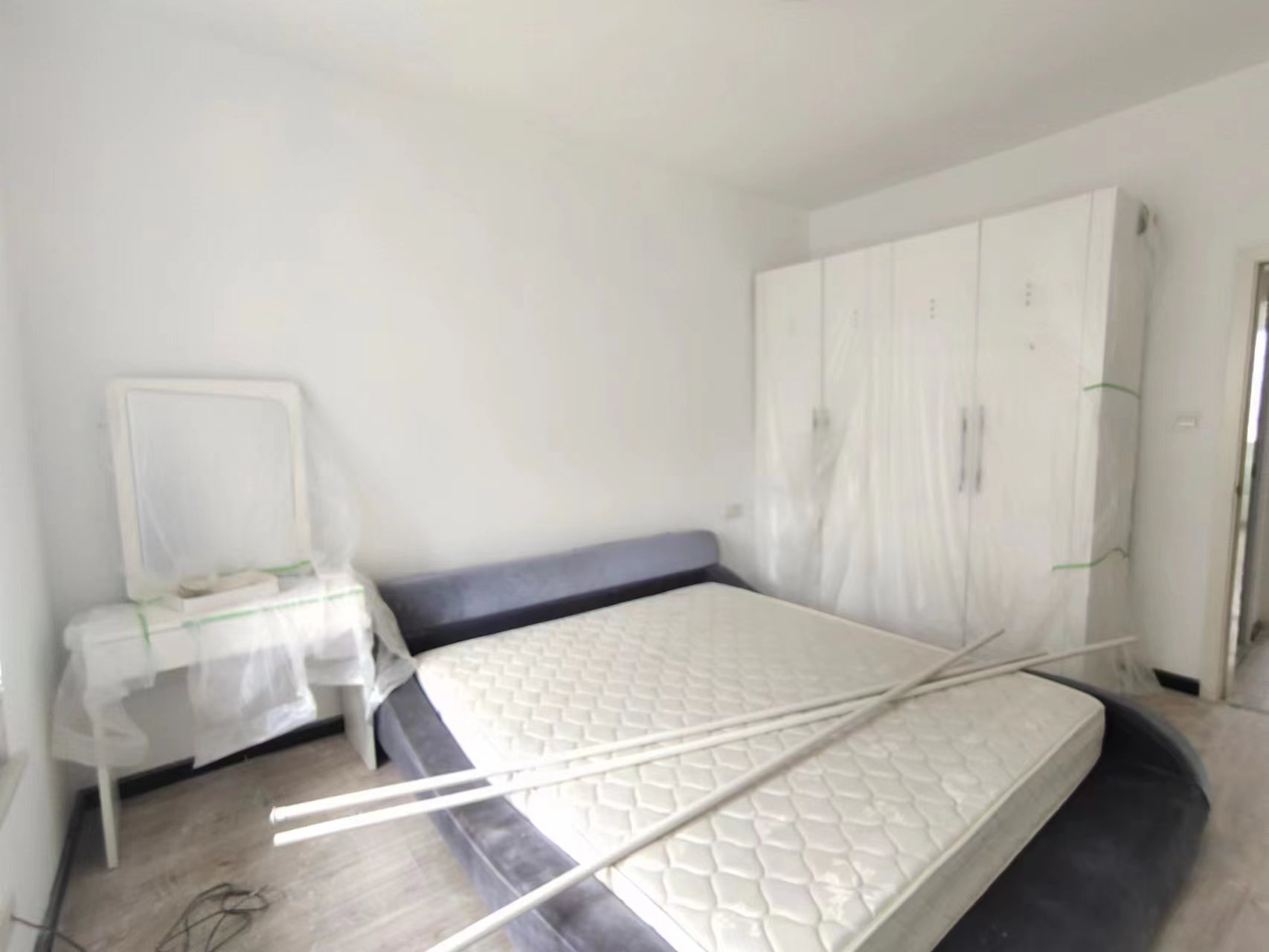 香山美境  2室1厅1卫    45.8万 香山美境  2室1厅1卫    45.8万室内图