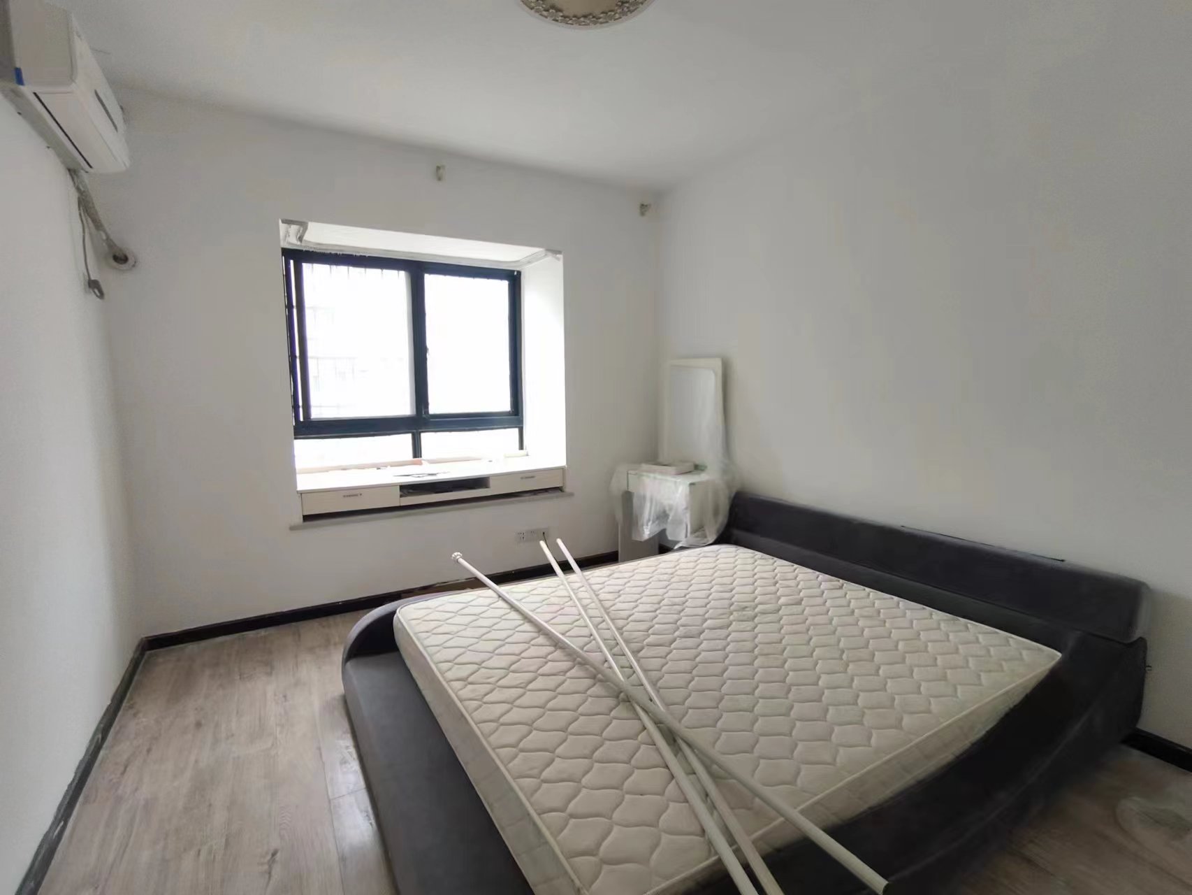 香山美境  2室1厅1卫    45.8万 香山美境  2室1厅1卫    45.8万室内图