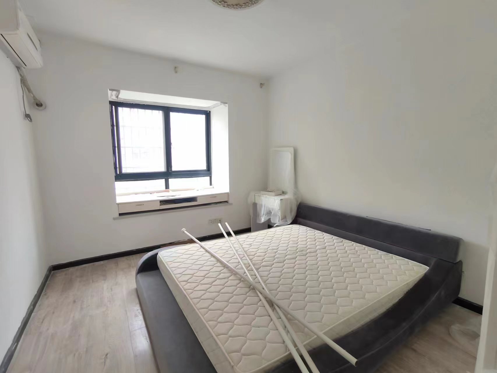 香山美境  2室1厅1卫    45.8万 香山美境  2室1厅1卫    45.8万室内图