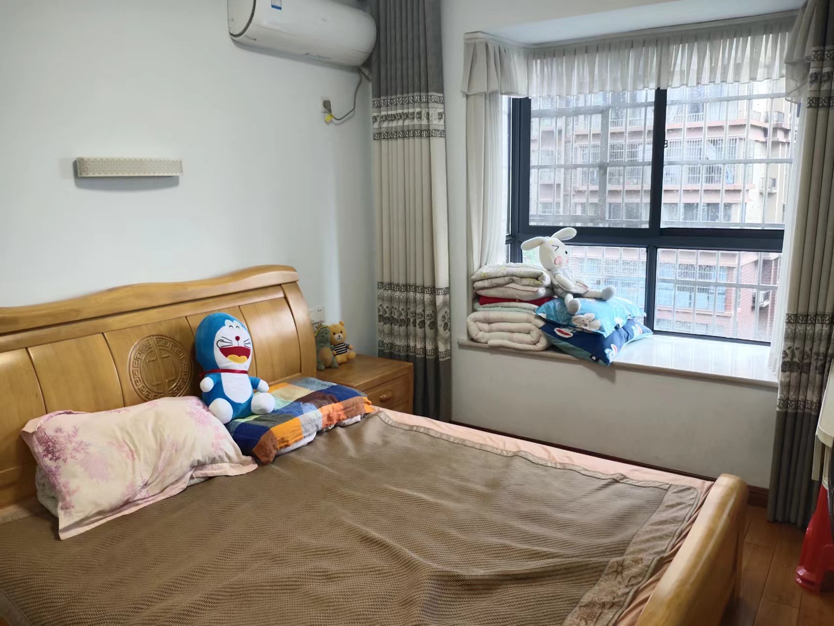 时代云龙城小区  4室2厅1卫    62.8万 时代云龙城小区  4室2厅1卫    62.8万室内图