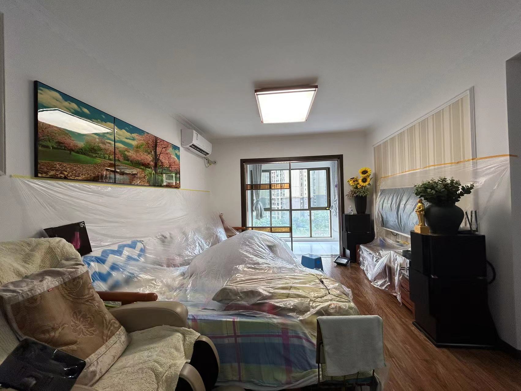 奥园广场 3室2厅1卫 90.0万 奥园广场 3室2厅1卫 90.0万室内图