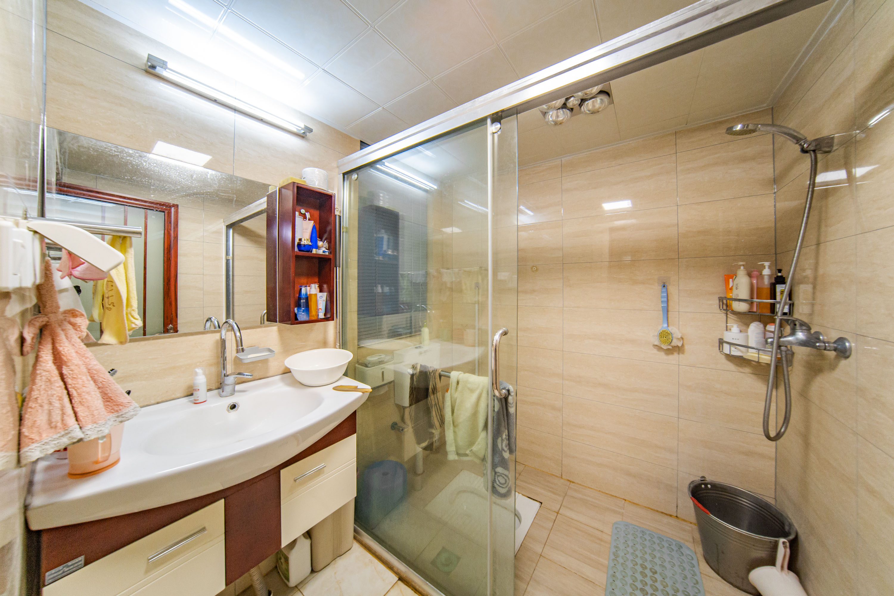 江山帝景哈佛  3室2厅2卫    123.0万卫生间