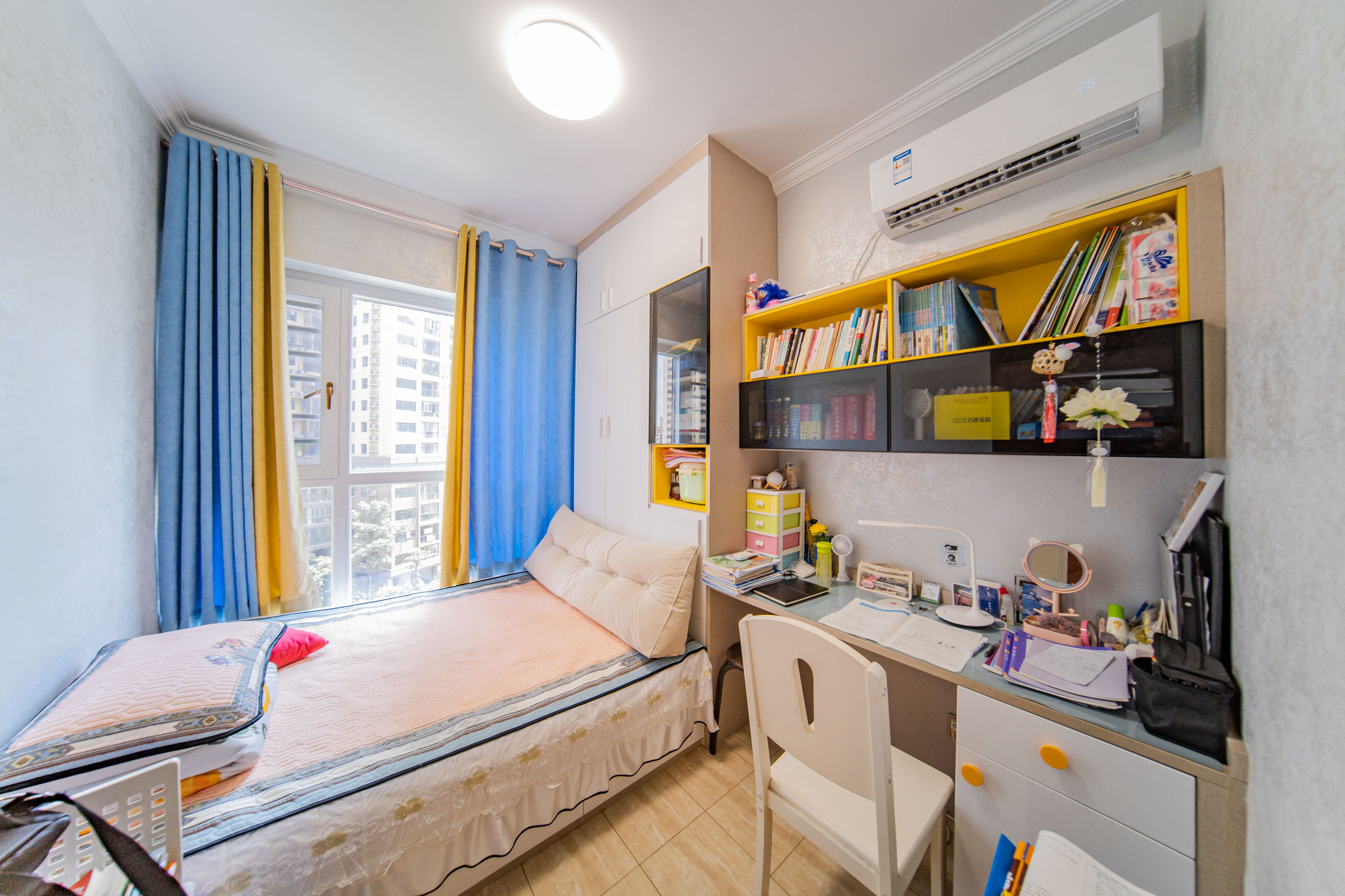 江山帝景哈佛  3室2厅2卫    123.0万卧室