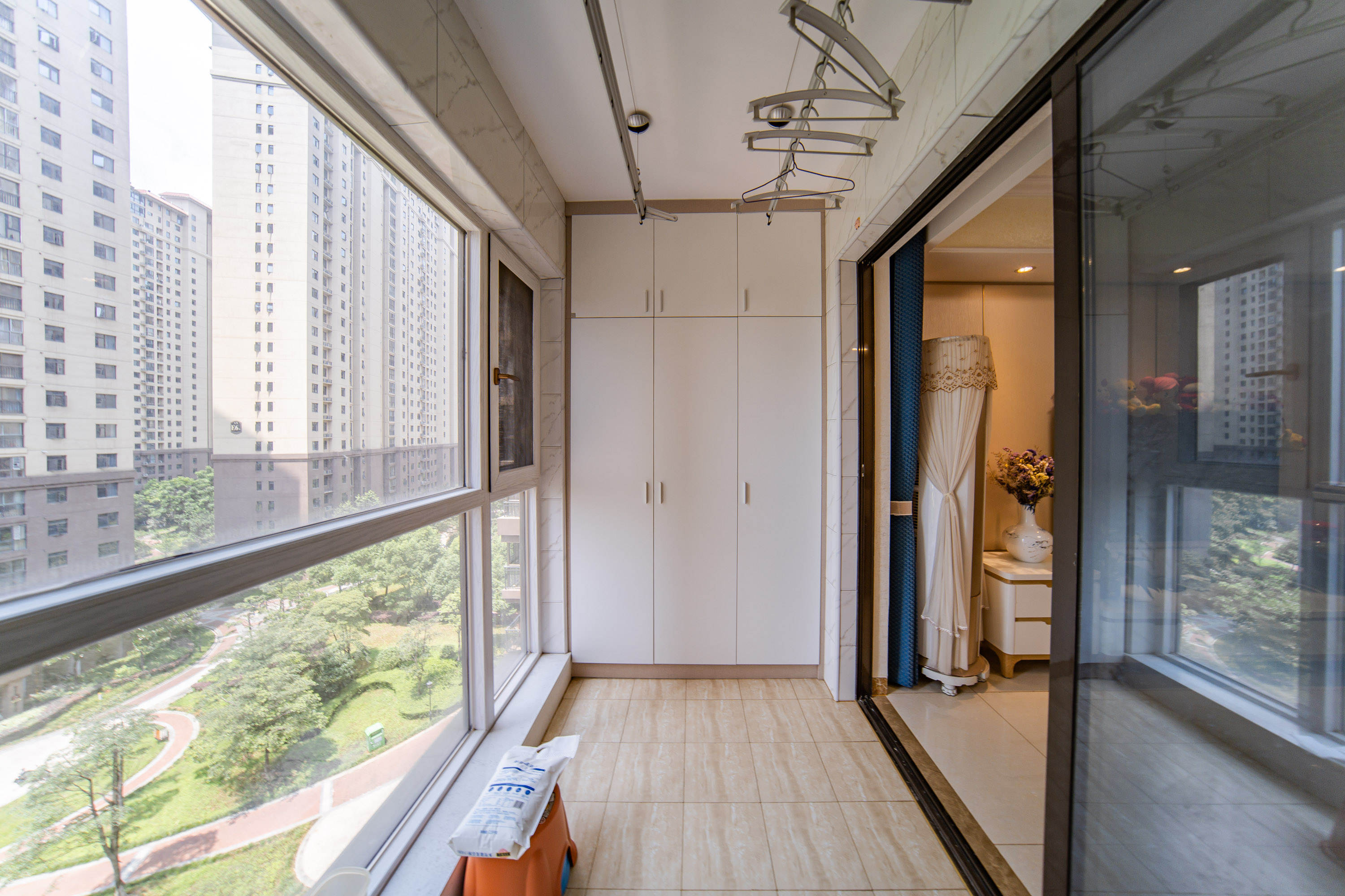 江山帝景哈佛  3室2厅2卫    123.0万阳台