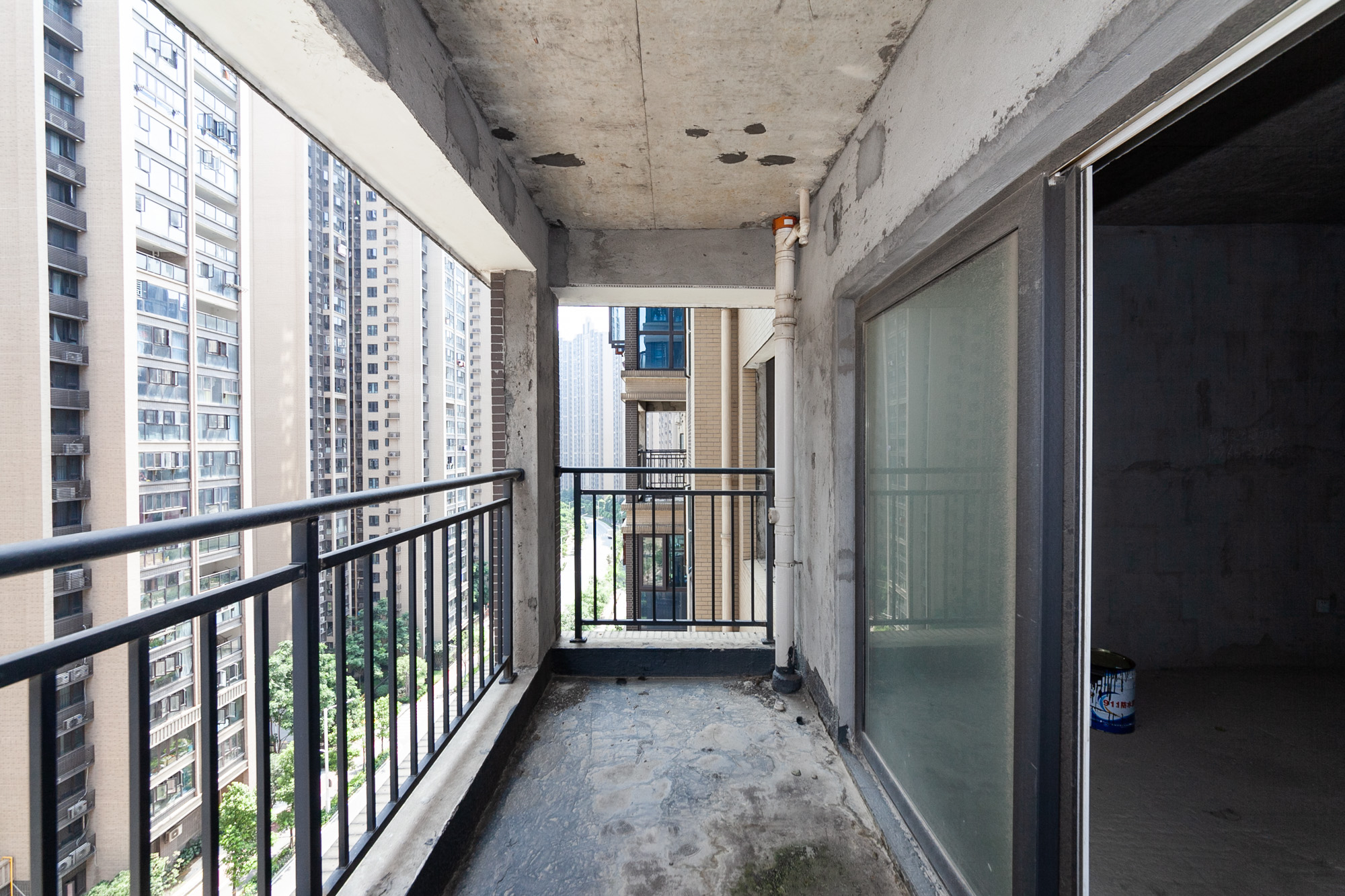 山与墅  4室2厅2卫   102.00万 山与墅  4室2厅2卫   102.00万阳台