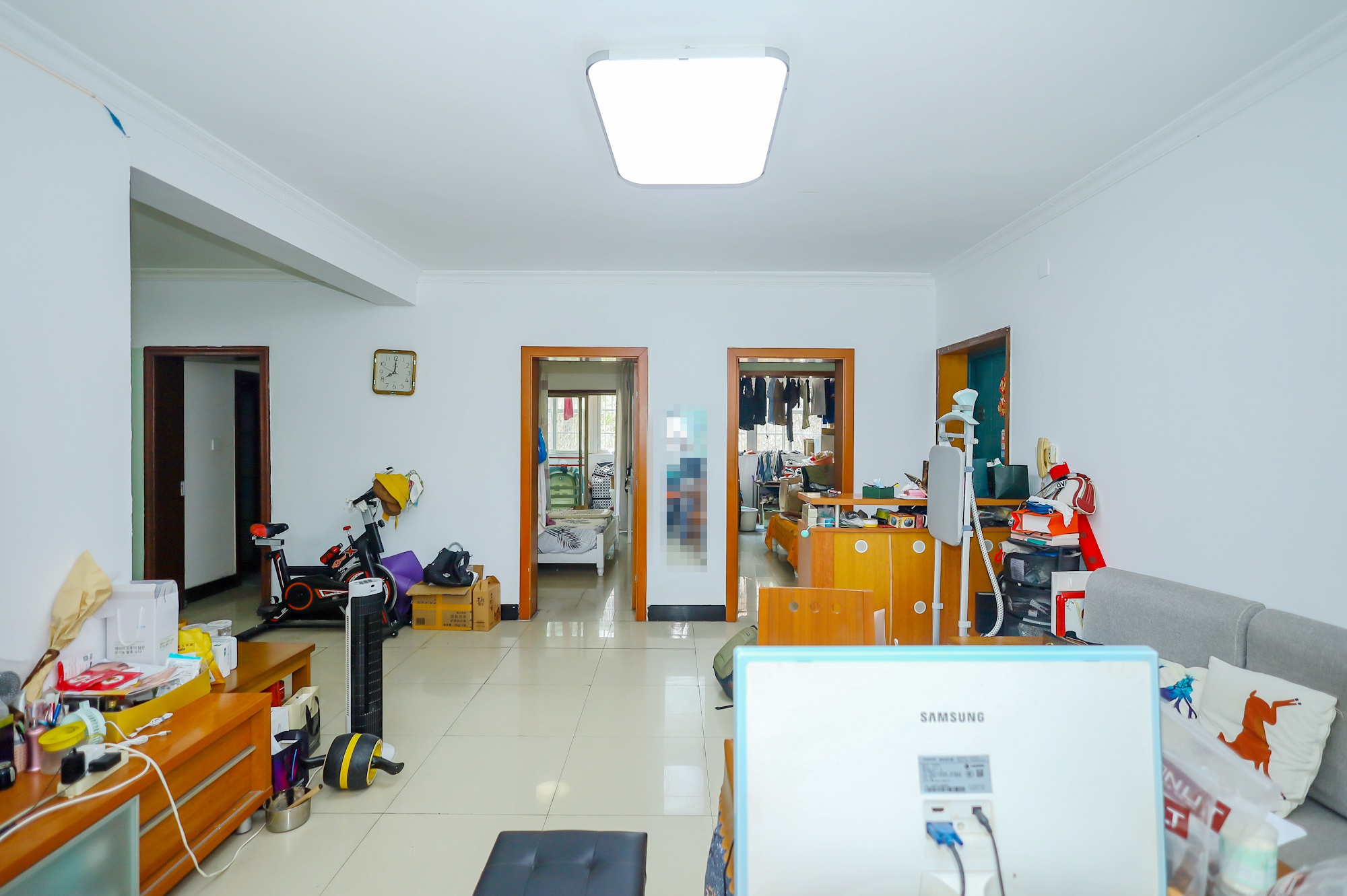 东南明苑 3室2厅1卫 82.0万 东南明苑 3室2厅1卫 82.0万客厅