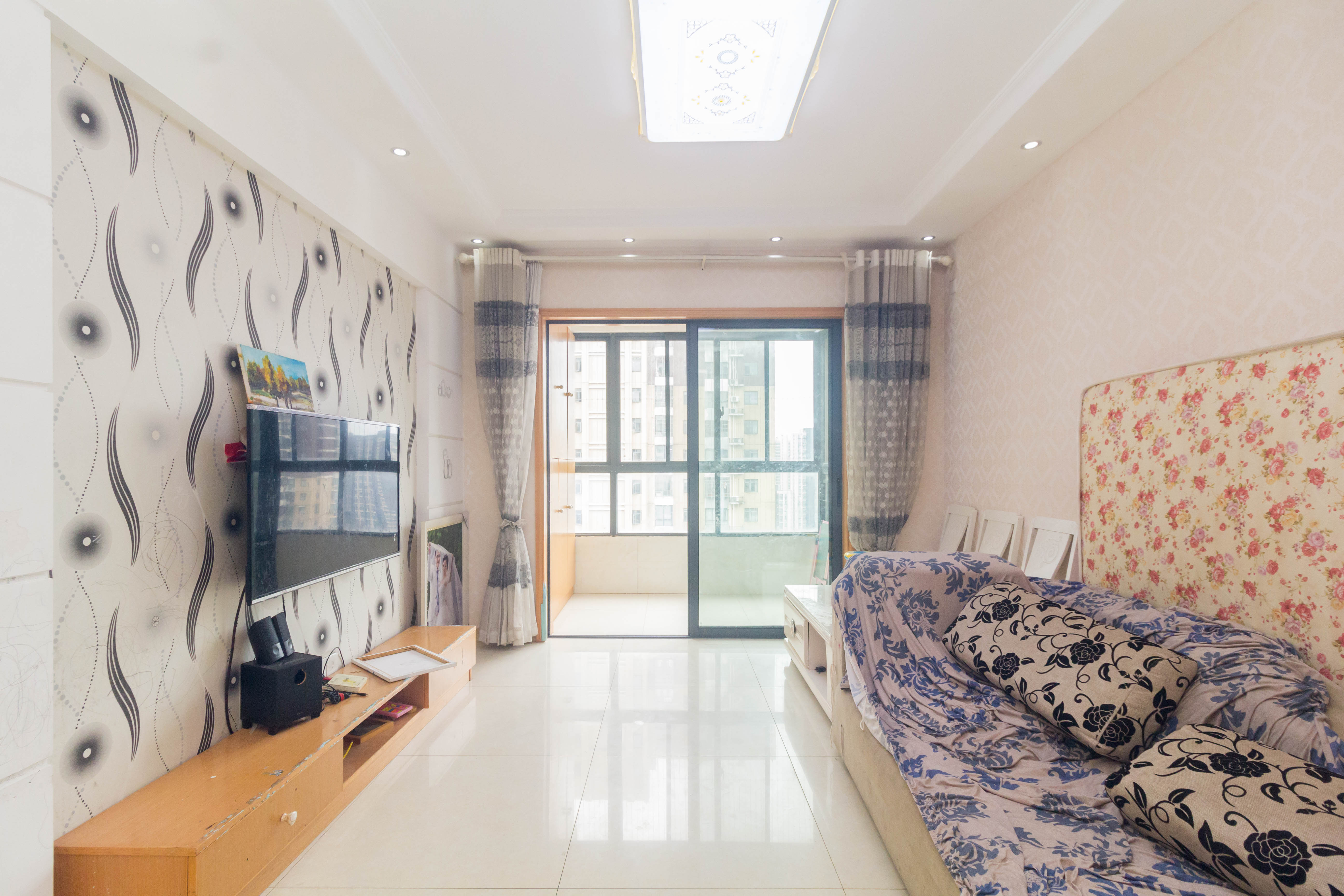 中国铁建国际城二期  2室2厅1卫    49.8万客厅