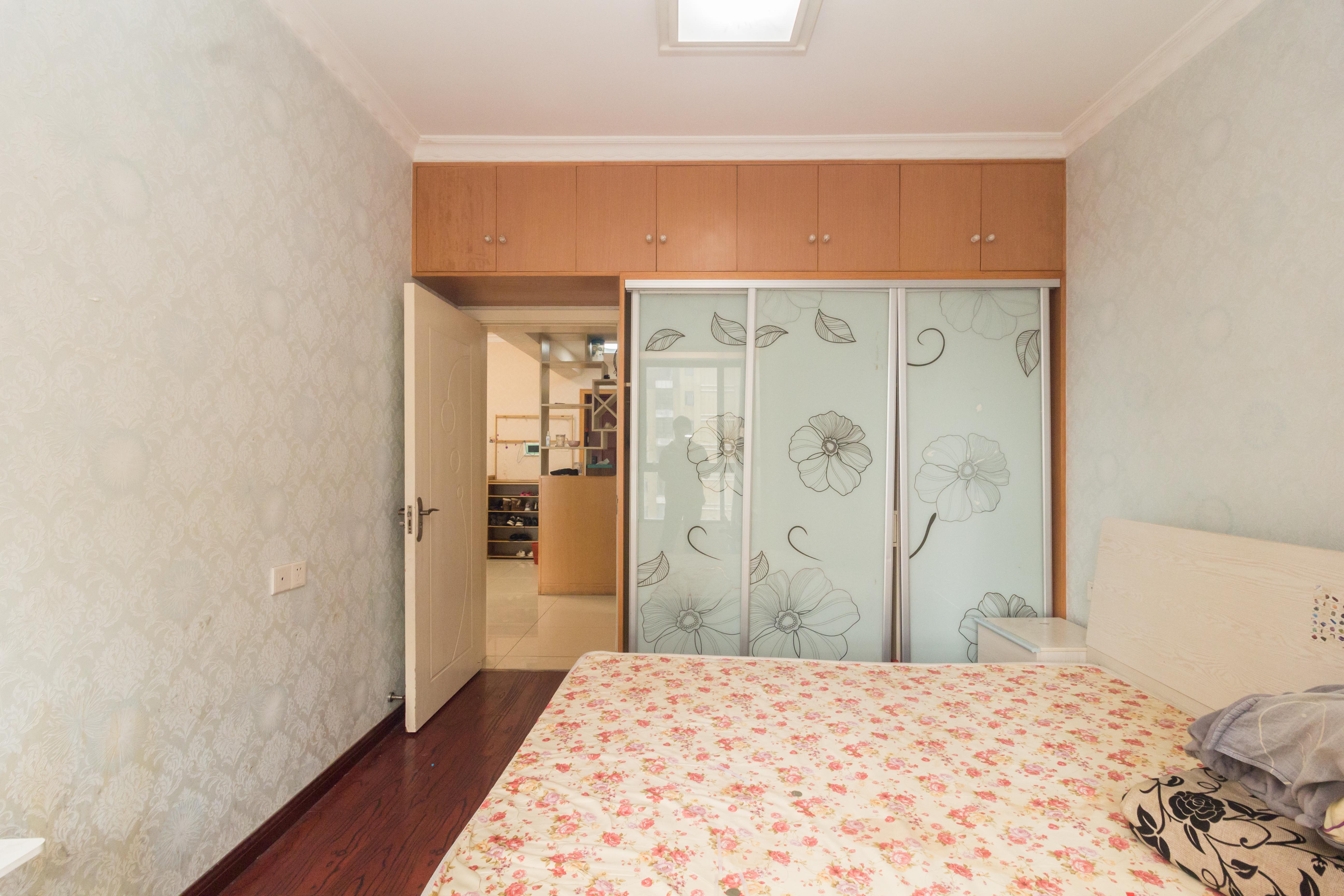 中国铁建国际城二期  2室2厅1卫    49.8万卧室