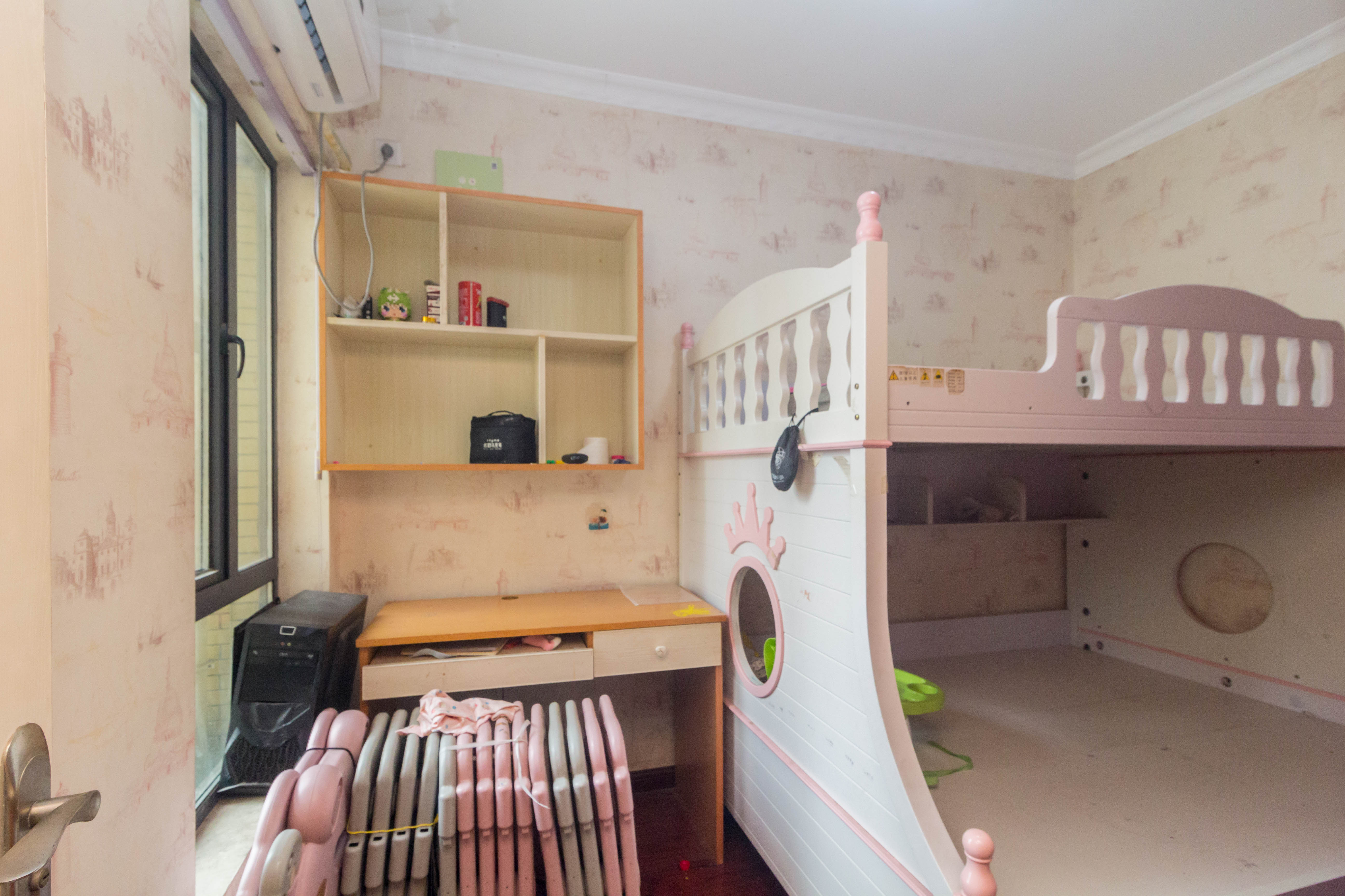 中国铁建国际城二期  2室2厅1卫    49.8万卧室