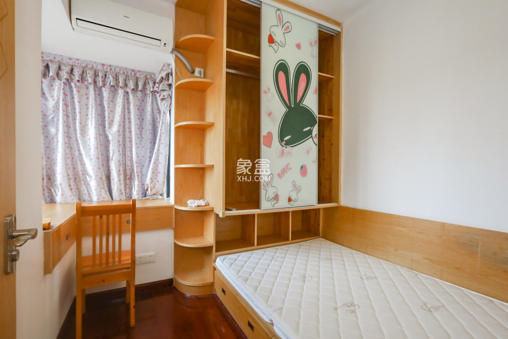 萊茵城  2室2廳1衛(wèi)   68.00萬