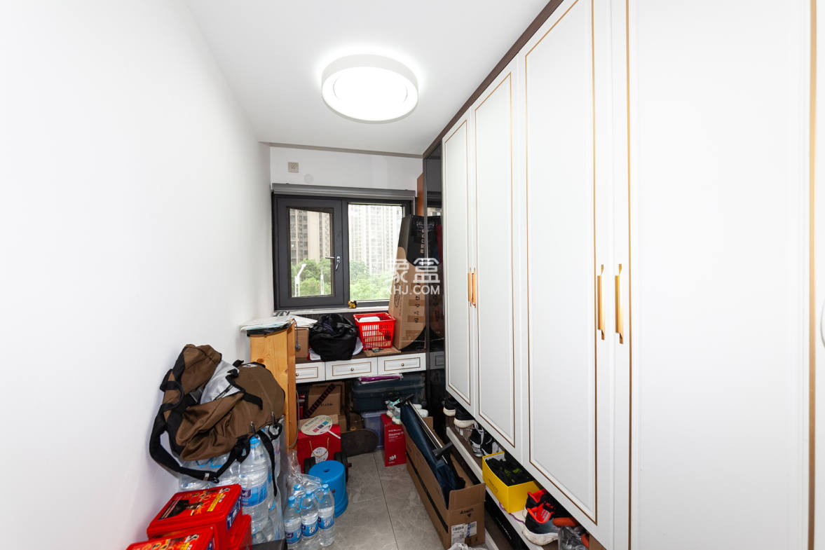 时代倾城四期 3室2厅2卫 120.00万 时代倾城四期 3室2厅2卫 120.00万其他