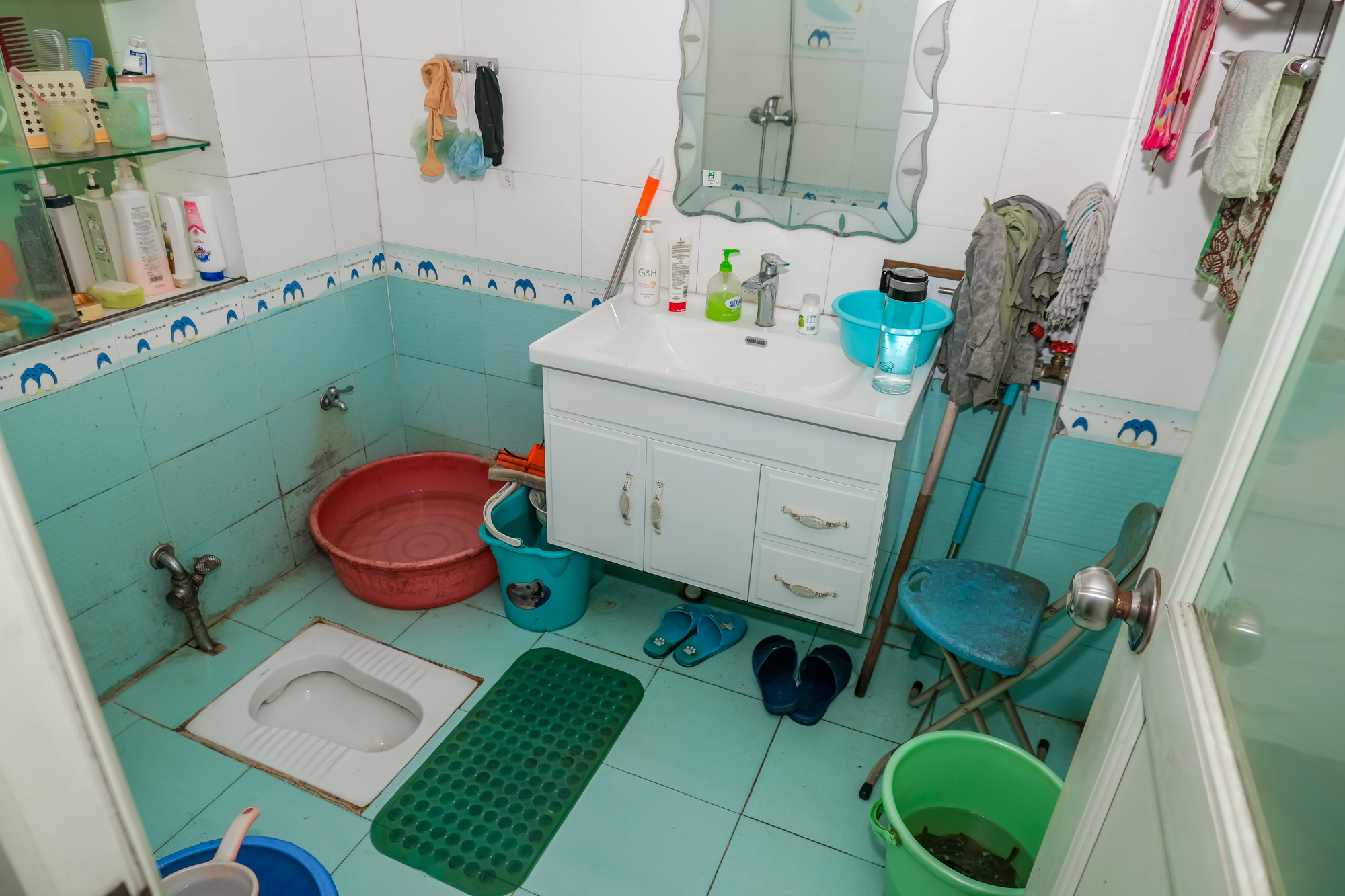 欣安小区 3室2厅2卫 49.3万 欣安小区 3室2厅2卫 49.3万卫生间