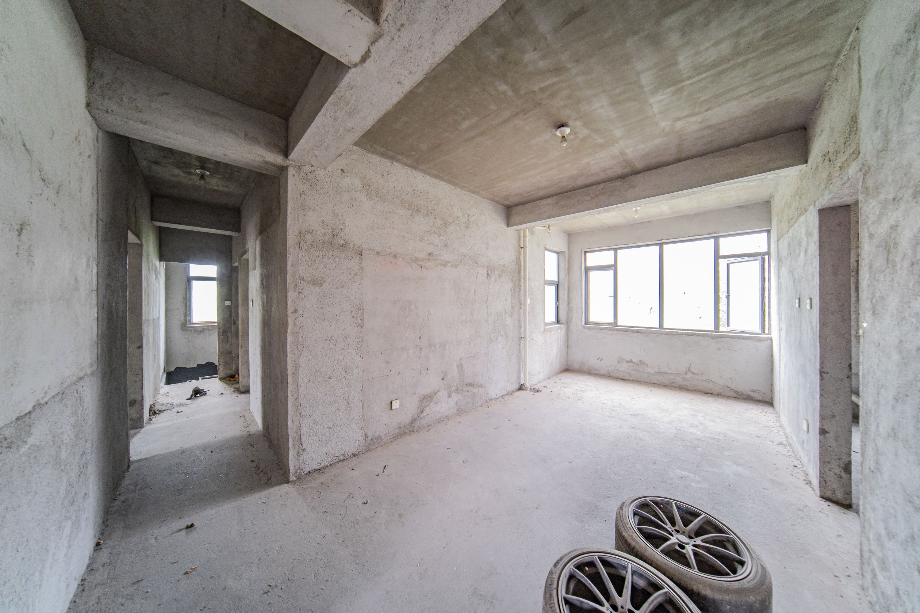 麓山翰林苑  3室2厅2卫    130.0万 麓山翰林苑  3室2厅2卫    130.0万客厅