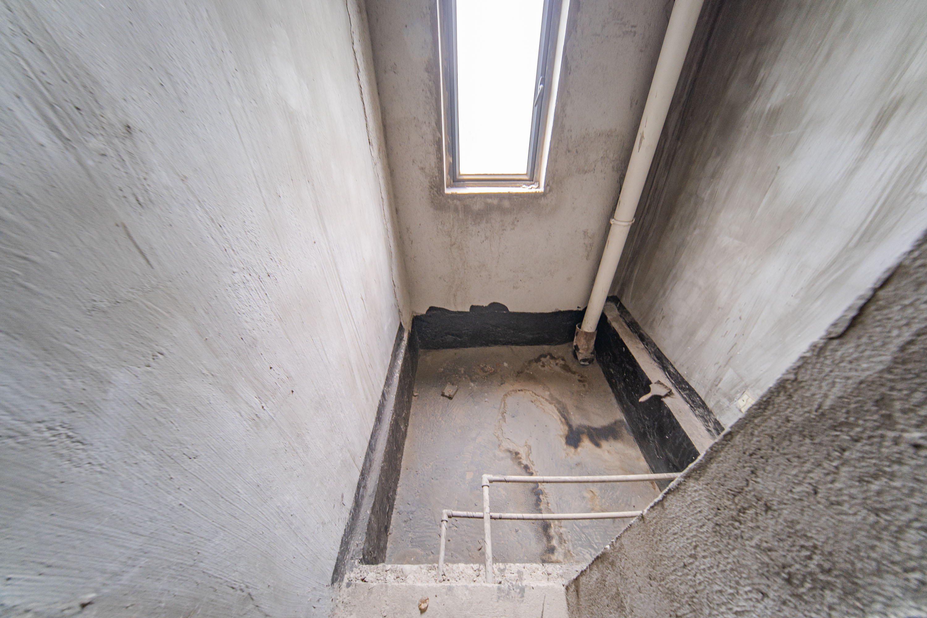 麓山翰林苑  3室2厅2卫    130.0万 麓山翰林苑  3室2厅2卫    130.0万卫生间