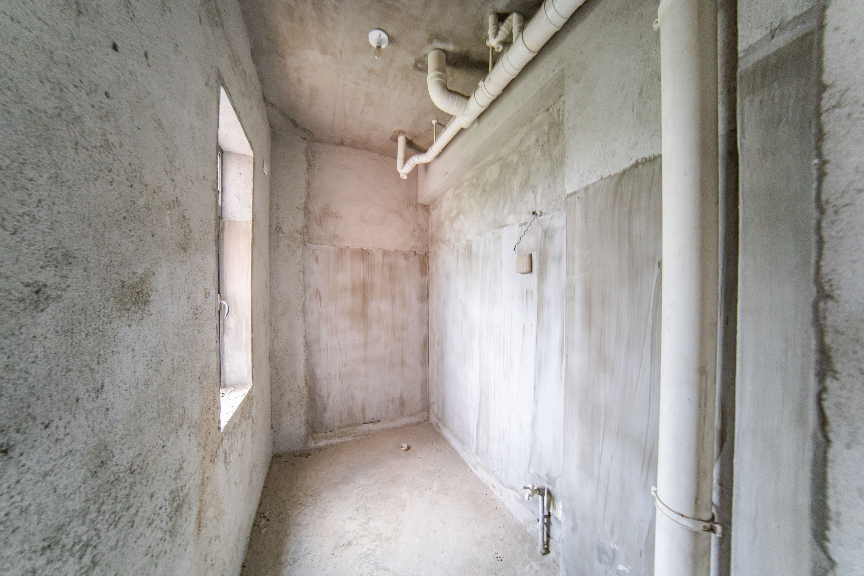 麓山翰林苑  3室2厅2卫    130.0万 麓山翰林苑  3室2厅2卫    130.0万卫生间