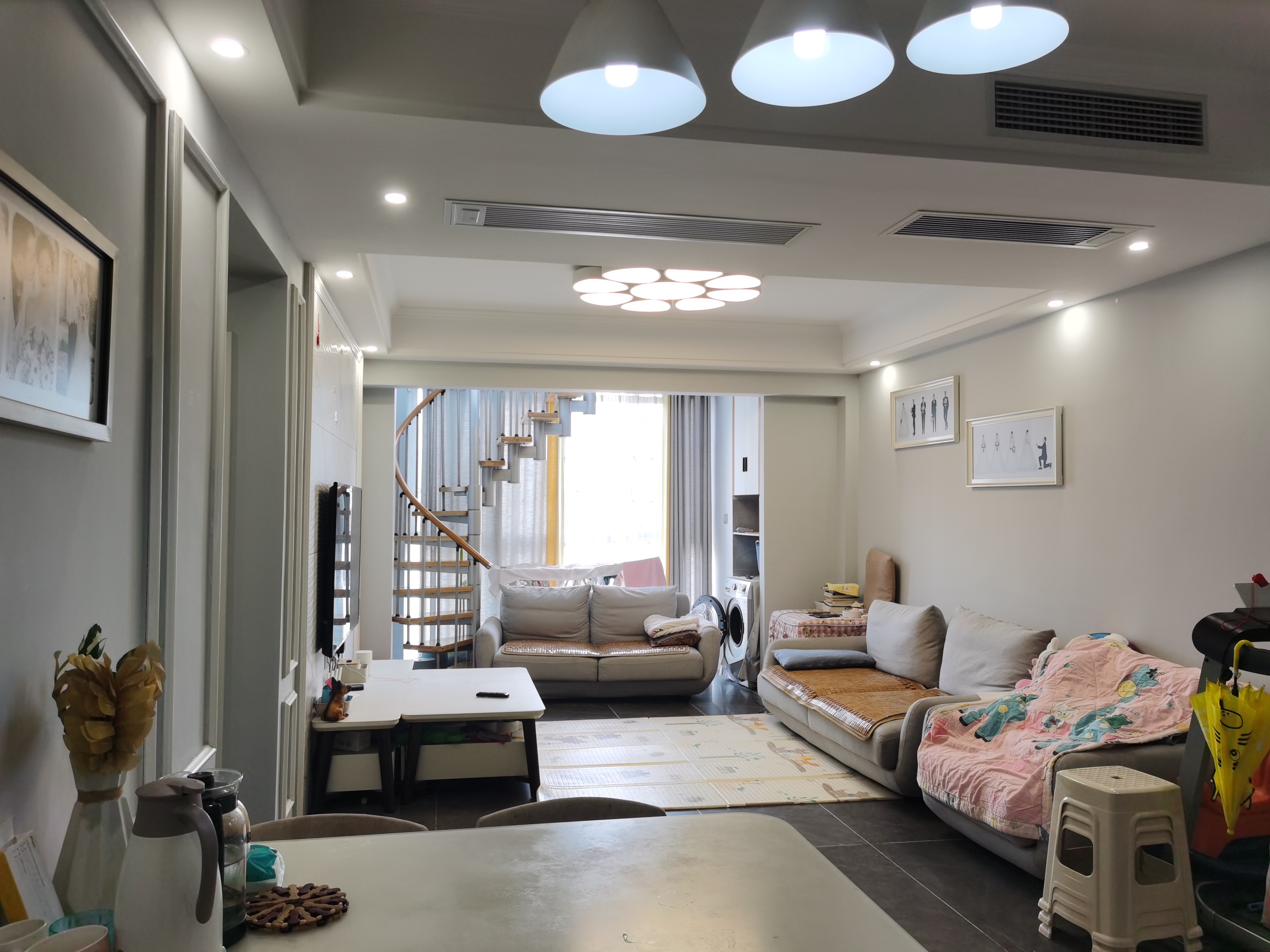 奥园广场 4室2厅2卫 84.8万 奥园广场 4室2厅2卫 84.8万室内图