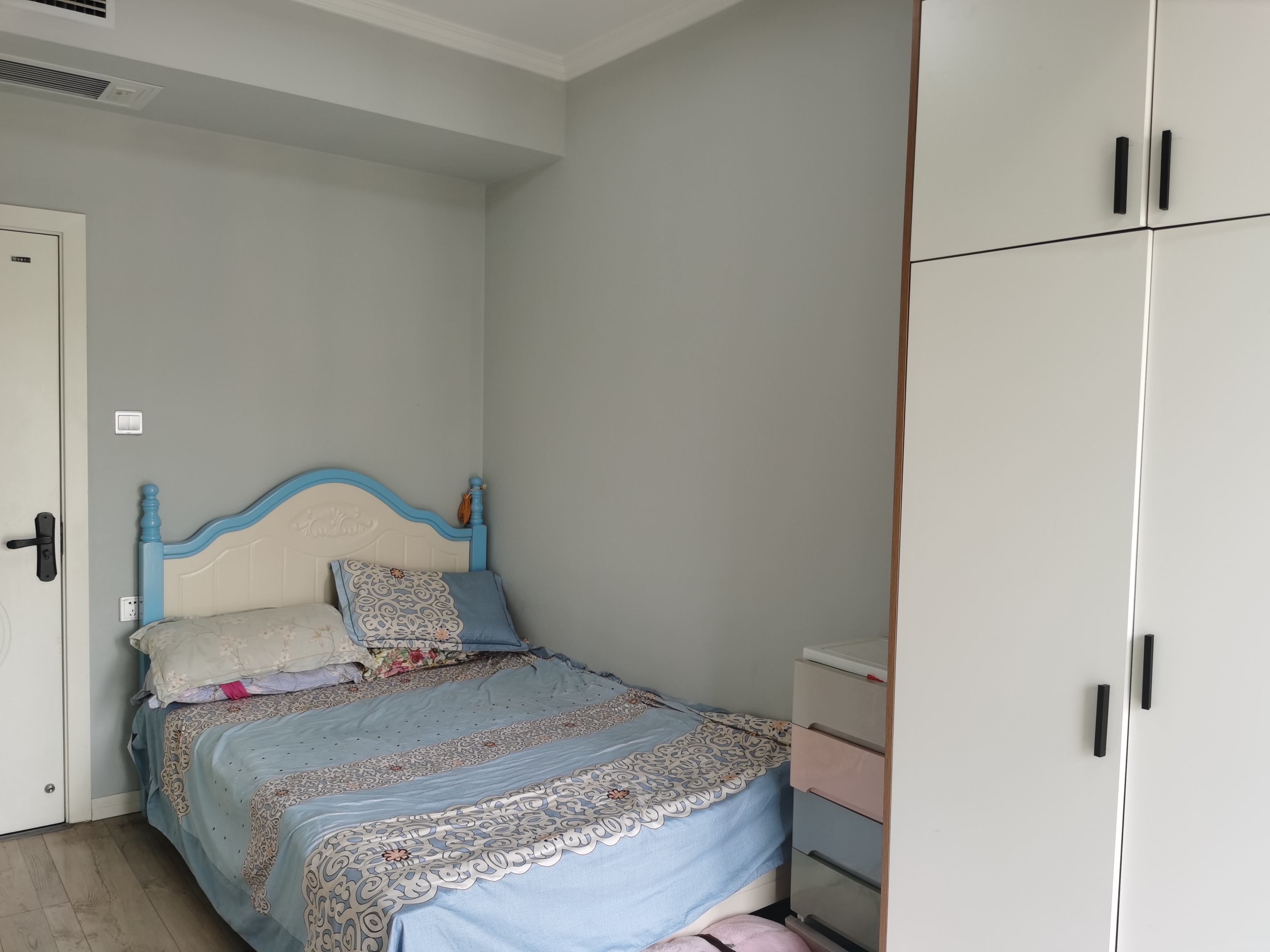 奥园广场 4室2厅2卫 84.8万 奥园广场 4室2厅2卫 84.8万室内图