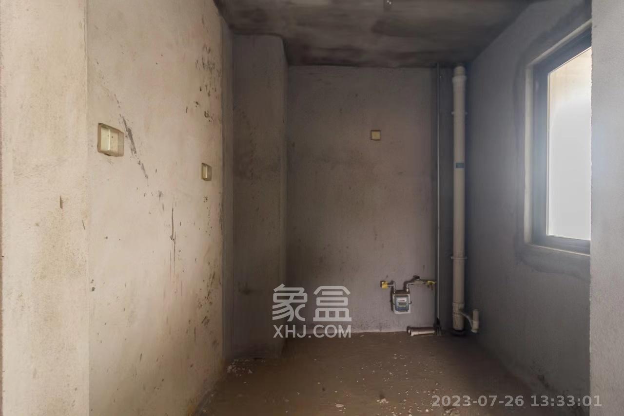 中南汽车世界  3室2厅1卫   700.00元/月室内图